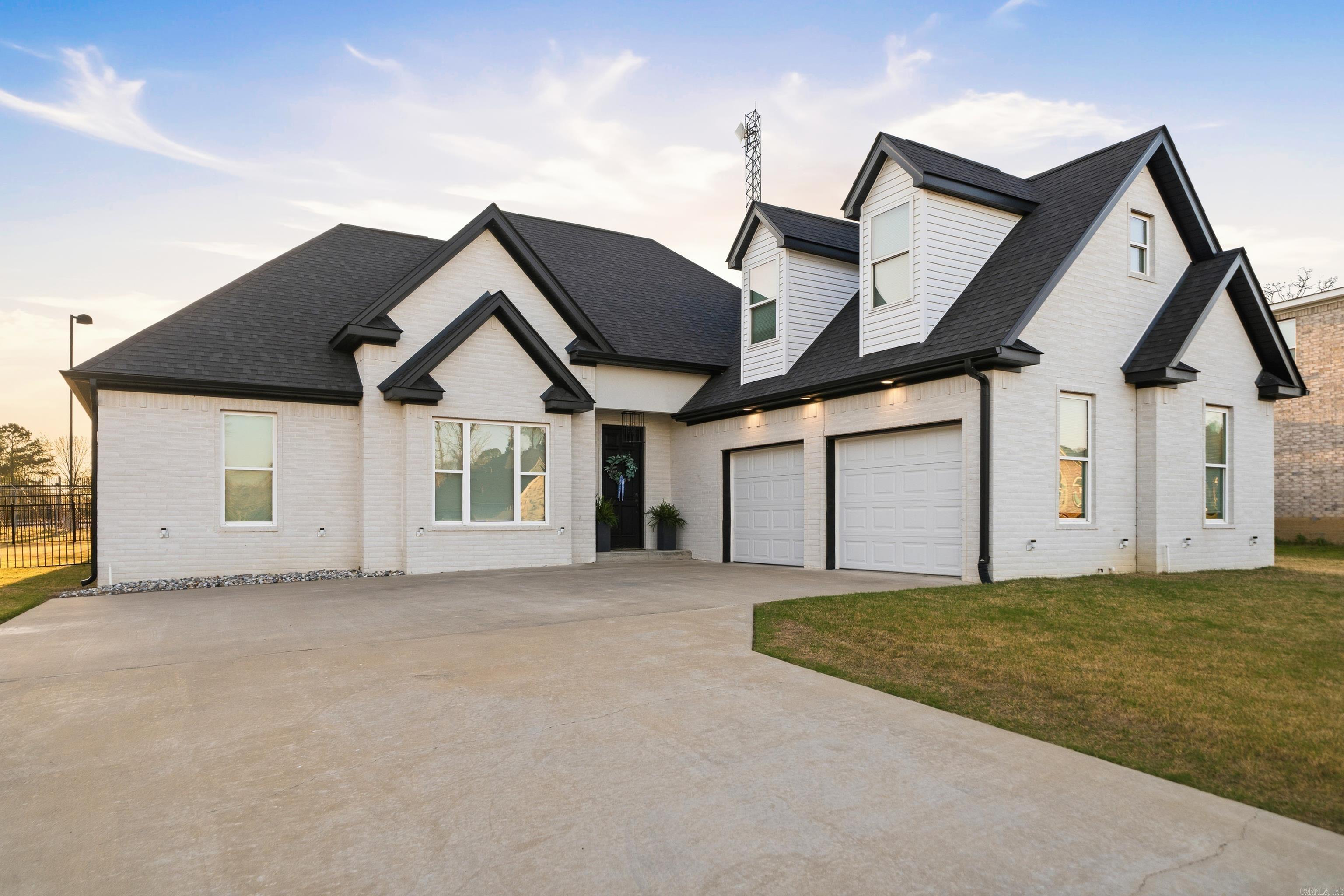 WILDWOOD GARDENS - Residential