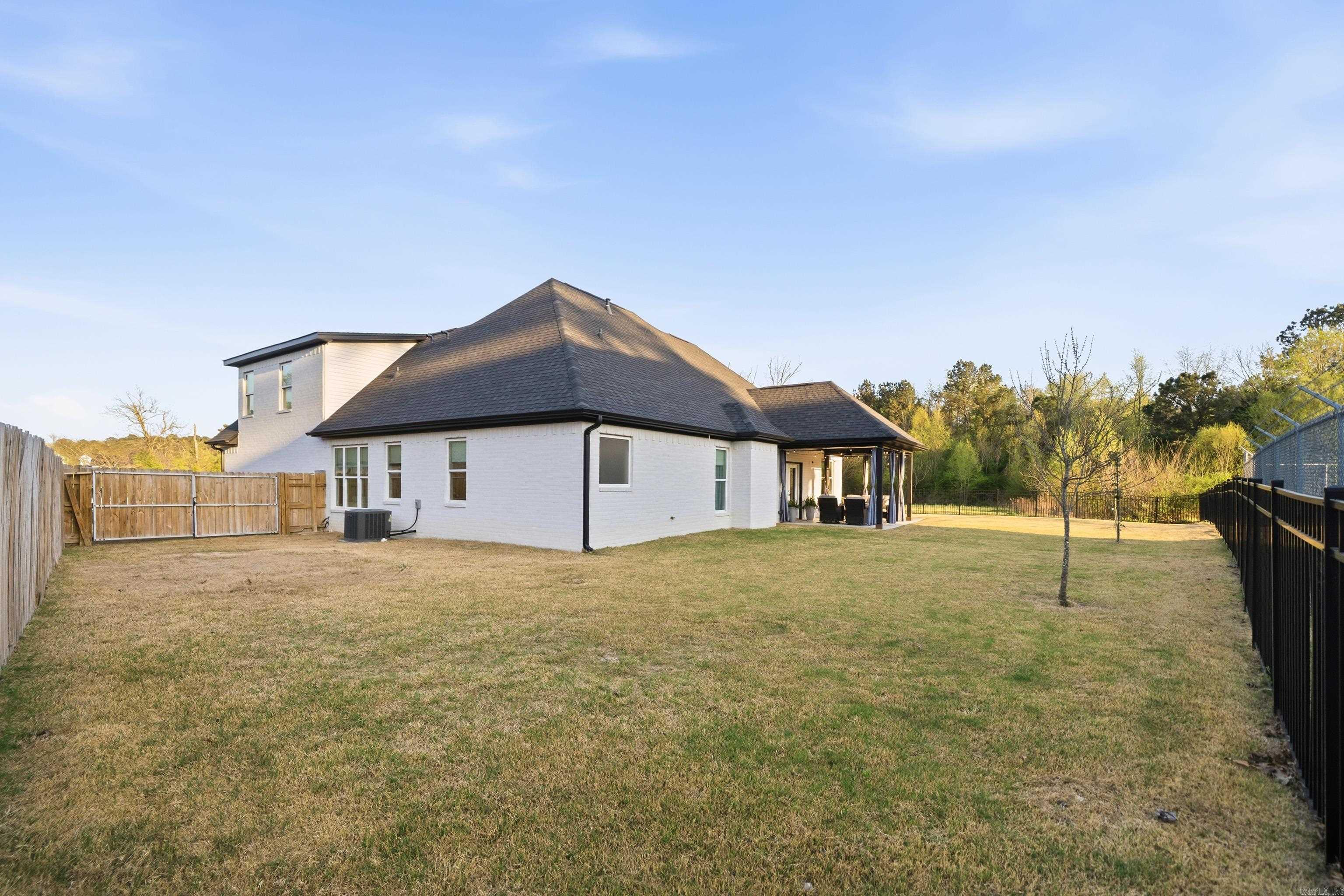 WILDWOOD GARDENS - Residential