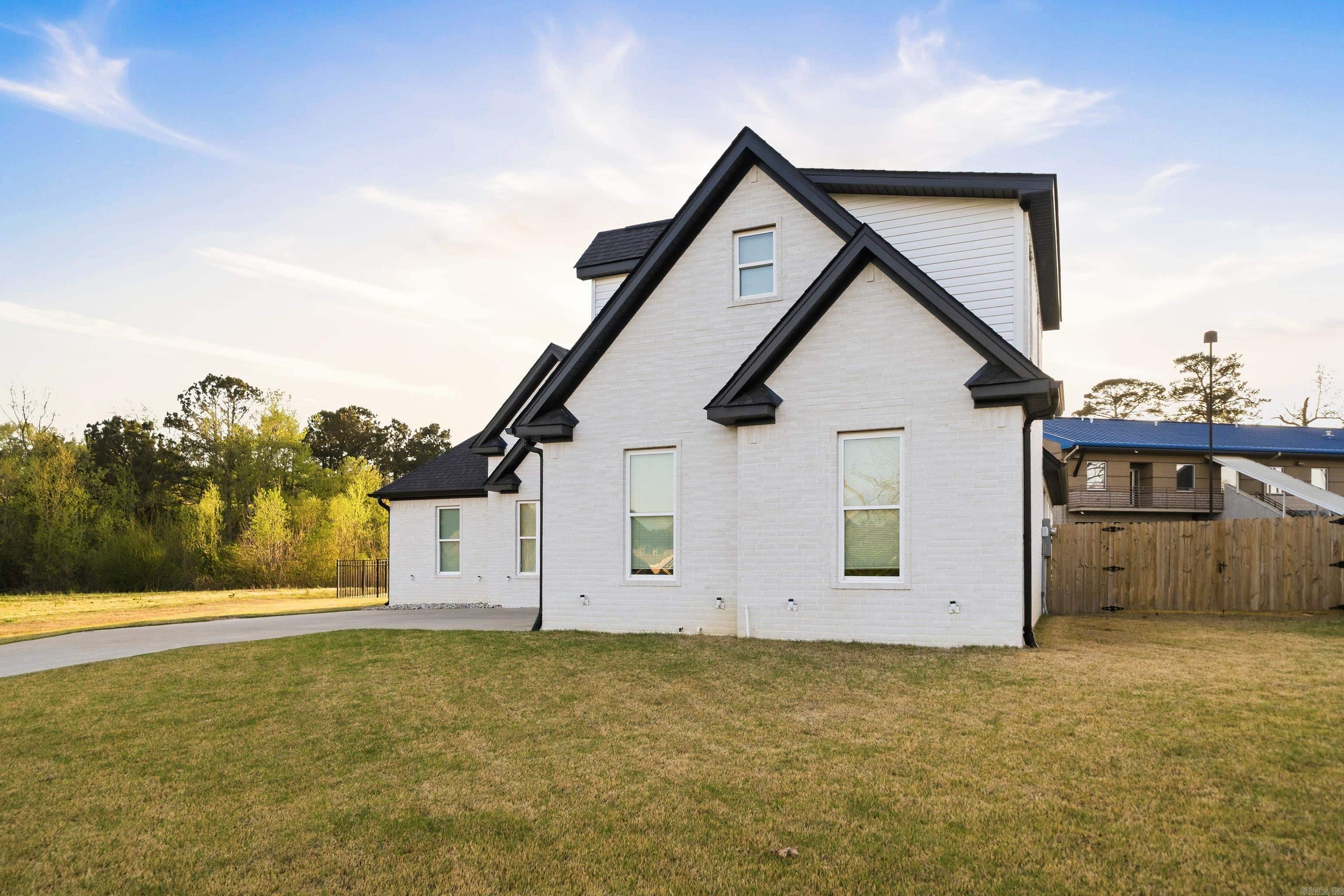 WILDWOOD GARDENS - Residential