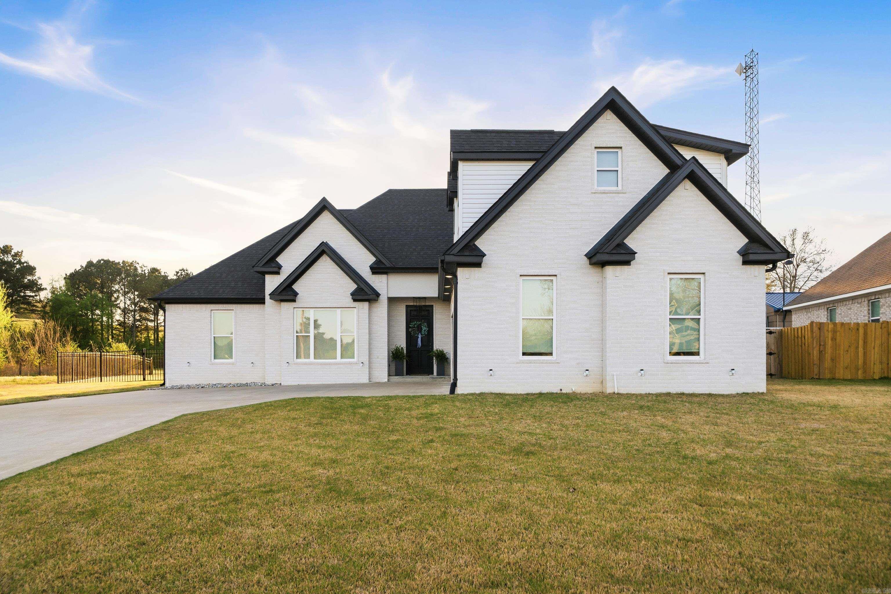 WILDWOOD GARDENS - Residential