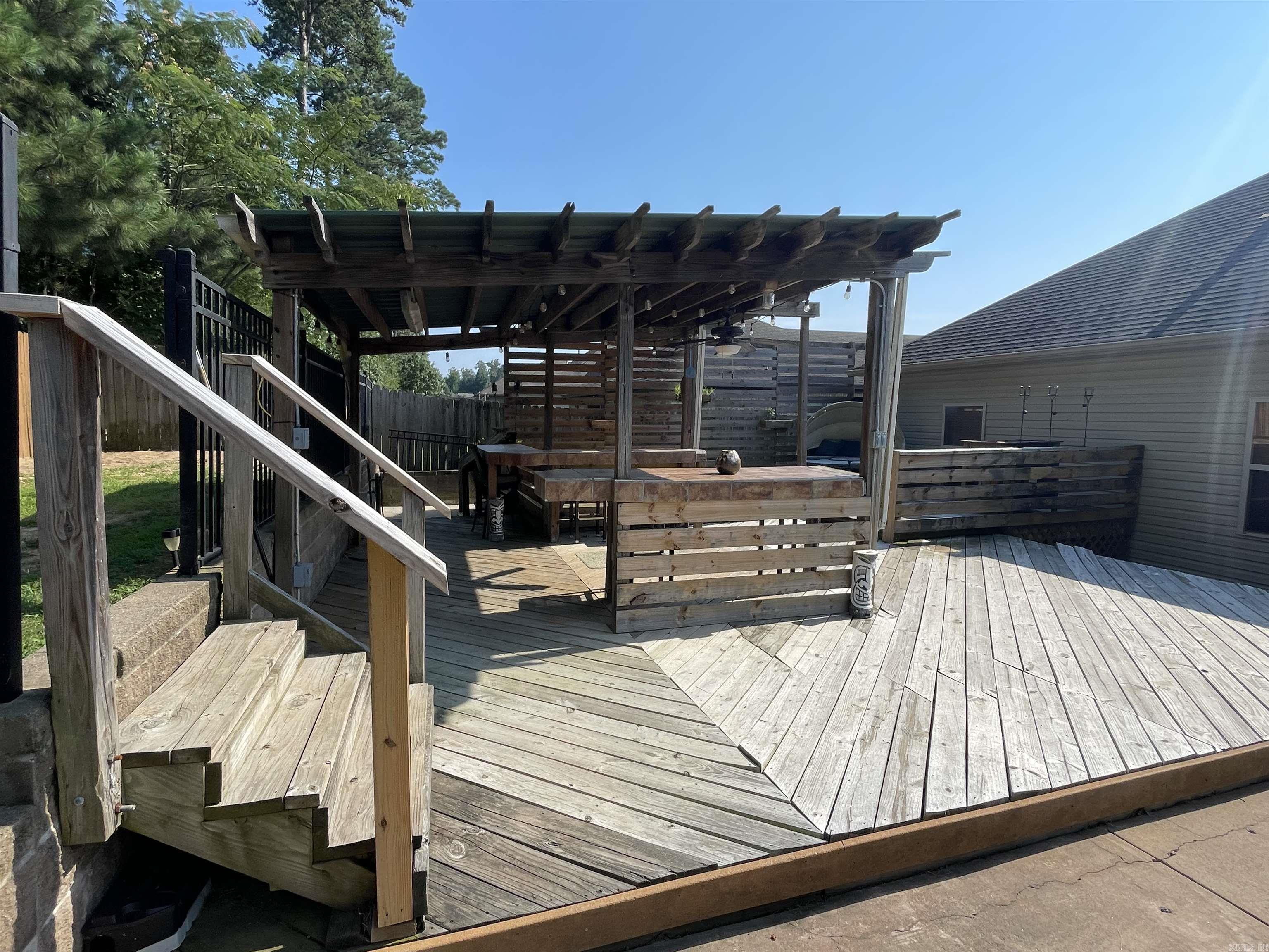 ST ANDREWS WOODS - Residential