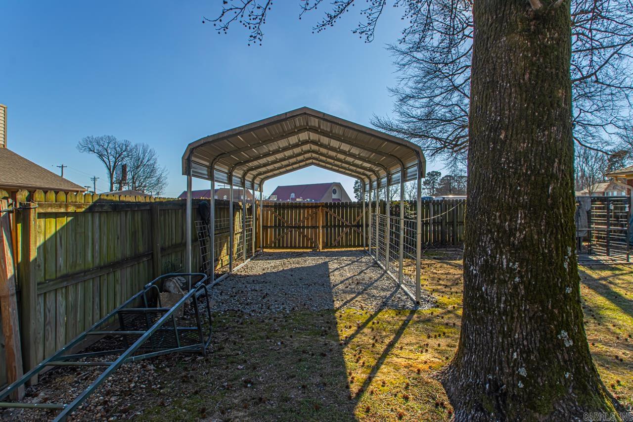 DARK FOREST PLACE - Residential