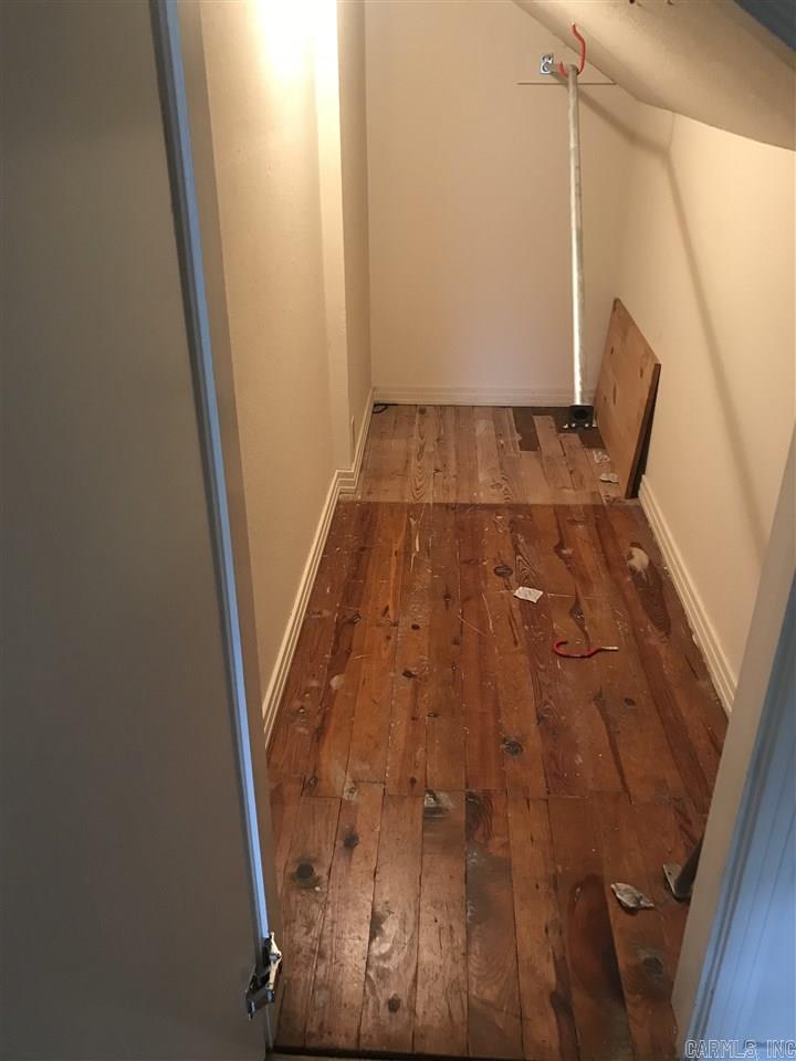 Elmhurst - Residential Lease