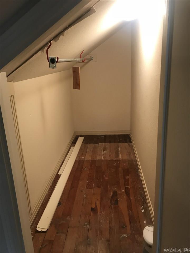 Elmhurst - Residential Lease