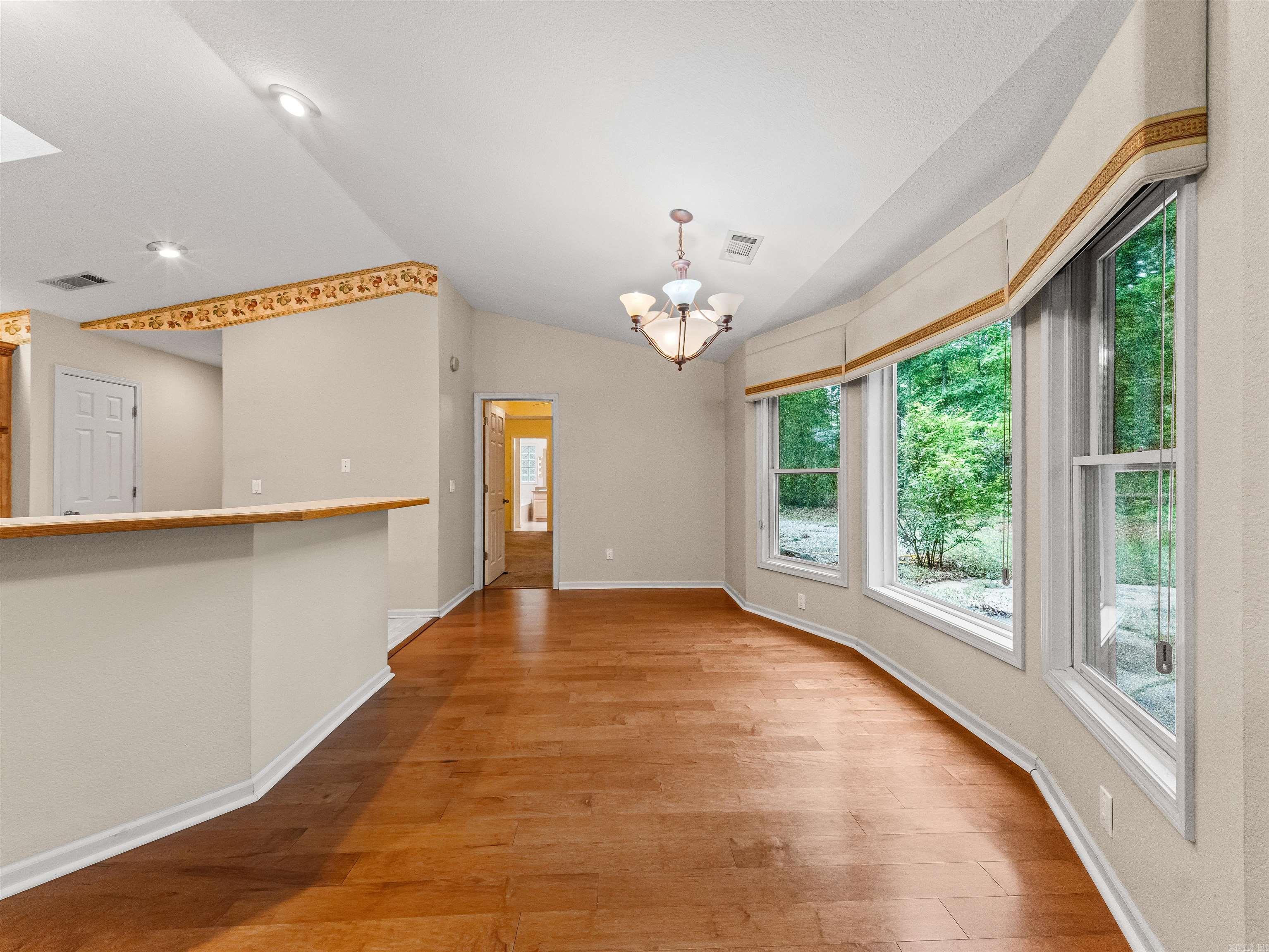 BURGOS - Residential