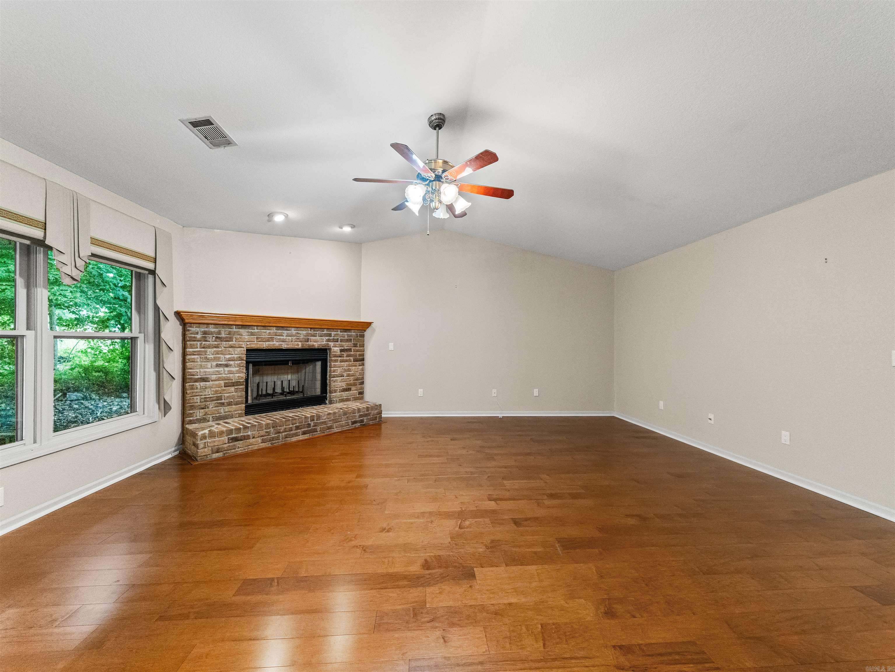 BURGOS - Residential