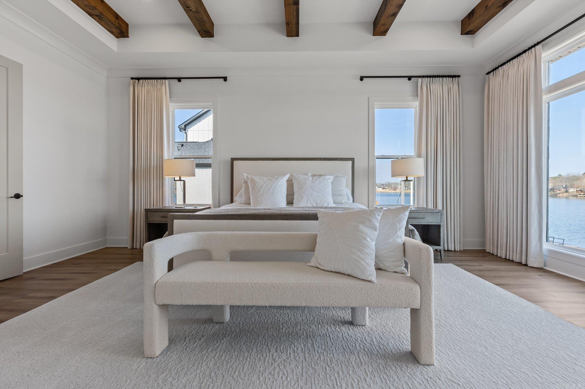 THE POINTE HURRICANE ESTATES - Residential