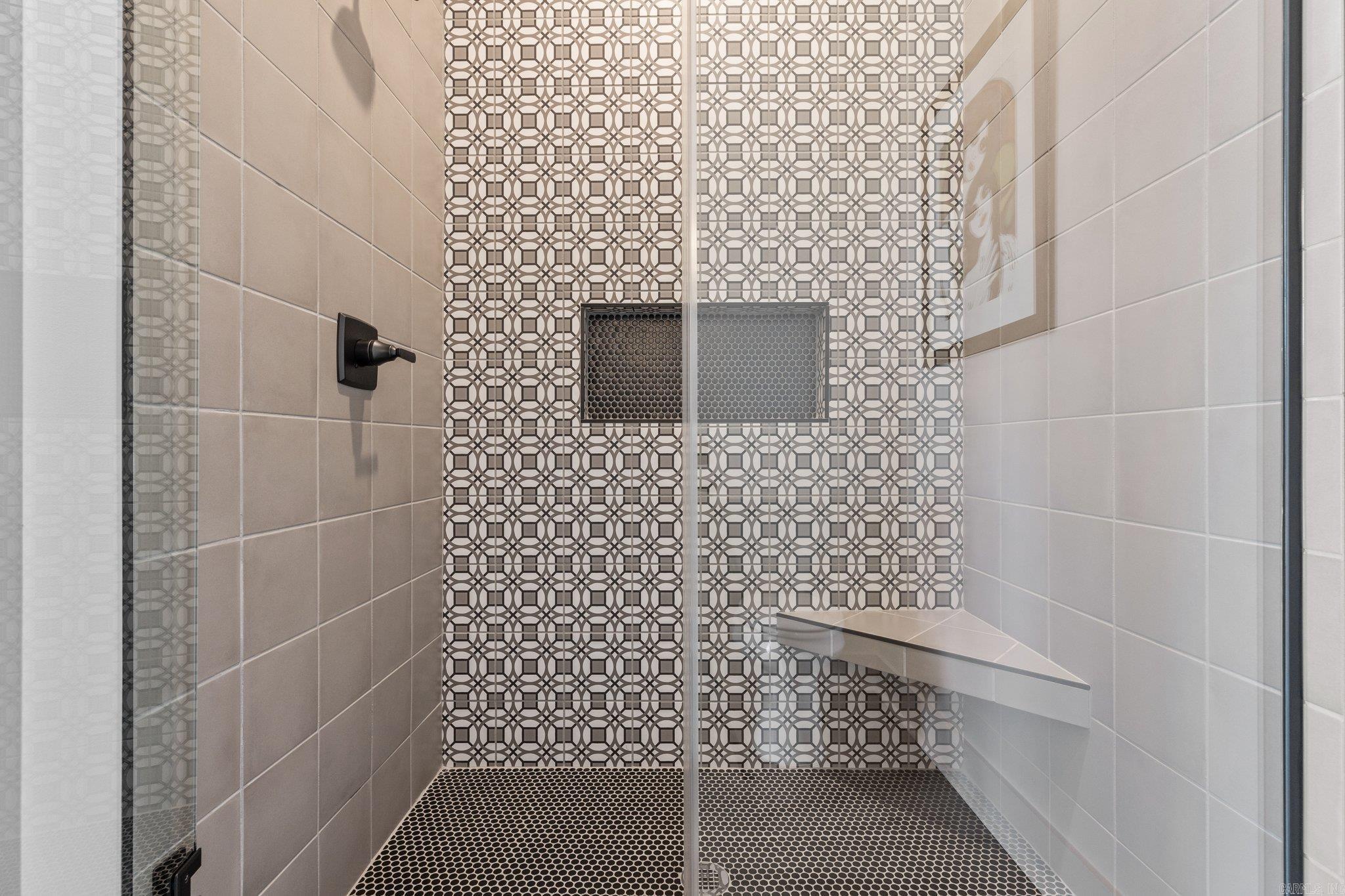 THE POINTE HURRICANE ESTATES - Residential