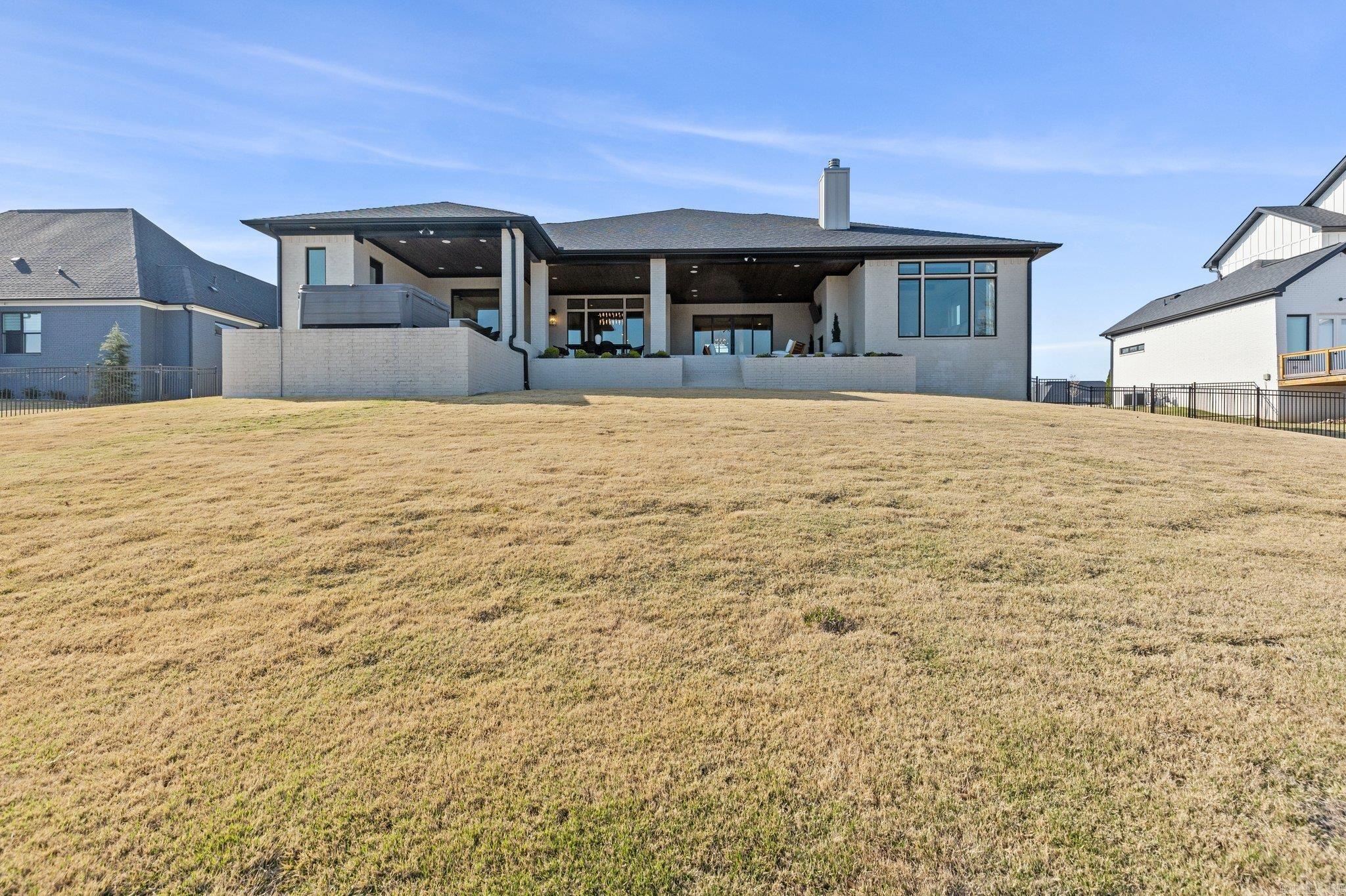 THE POINTE HURRICANE ESTATES - Residential