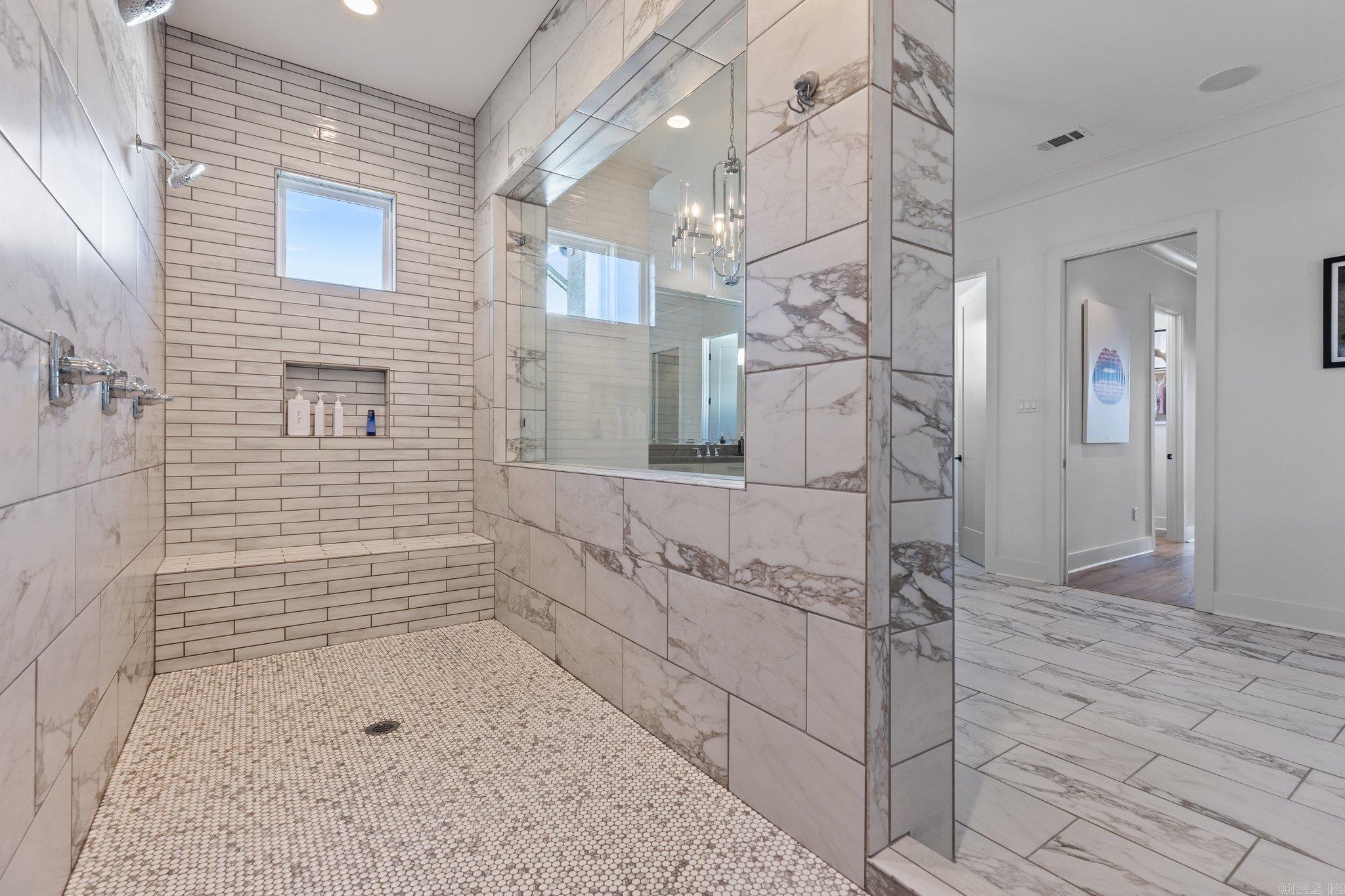 THE POINTE HURRICANE ESTATES - Residential