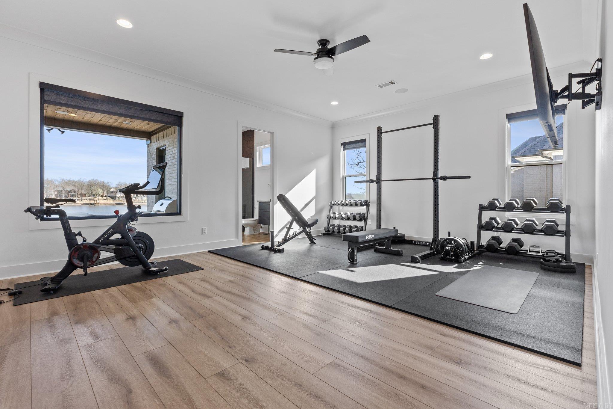 THE POINTE HURRICANE ESTATES - Residential