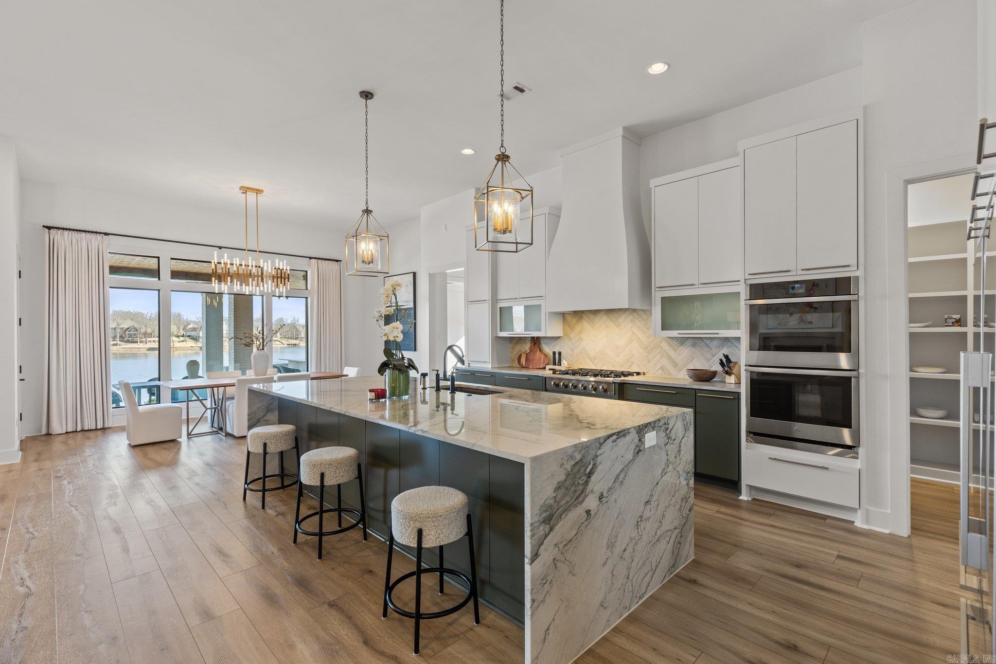 THE POINTE HURRICANE ESTATES - Residential