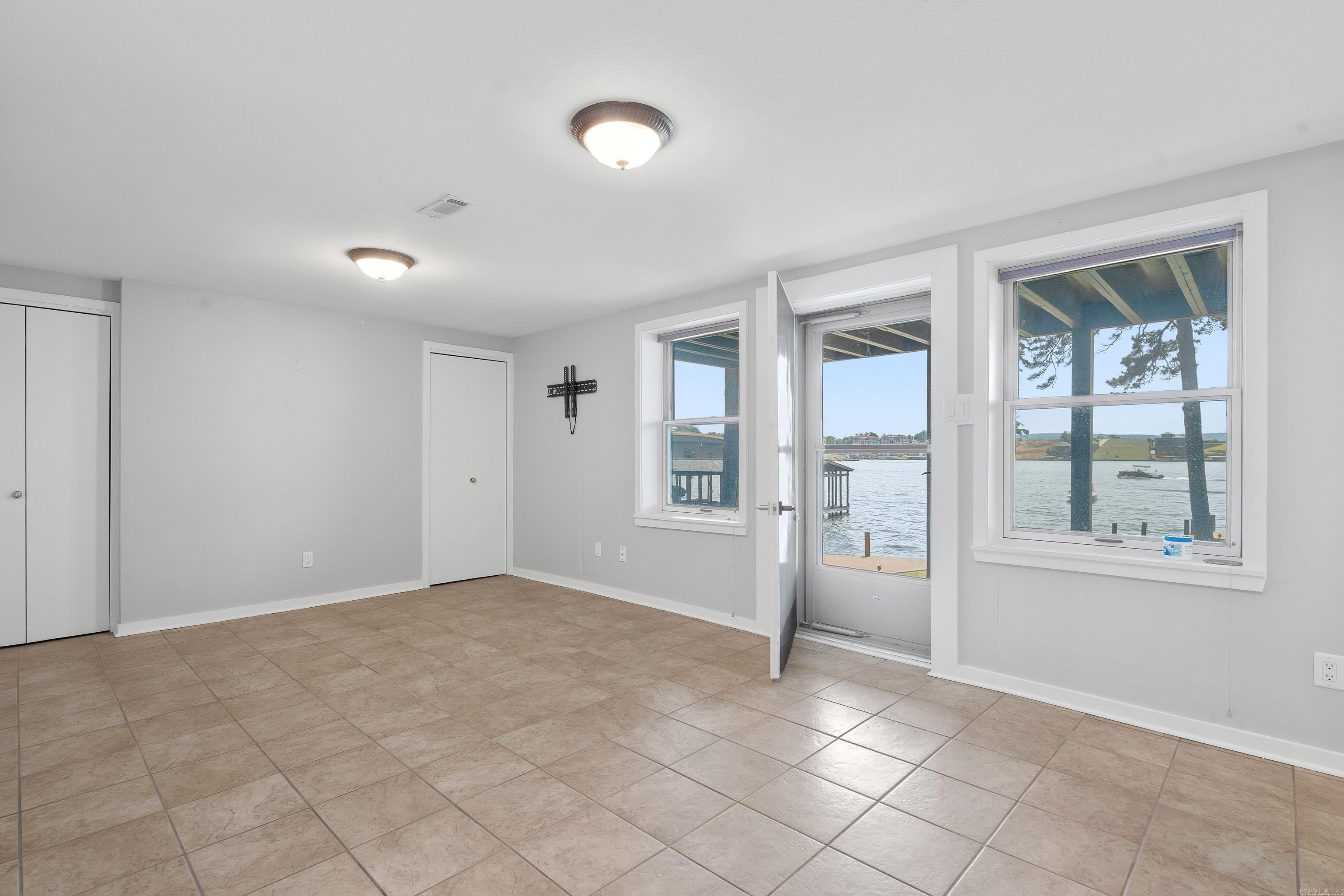 Hamilton Pointe HPR - Residential
