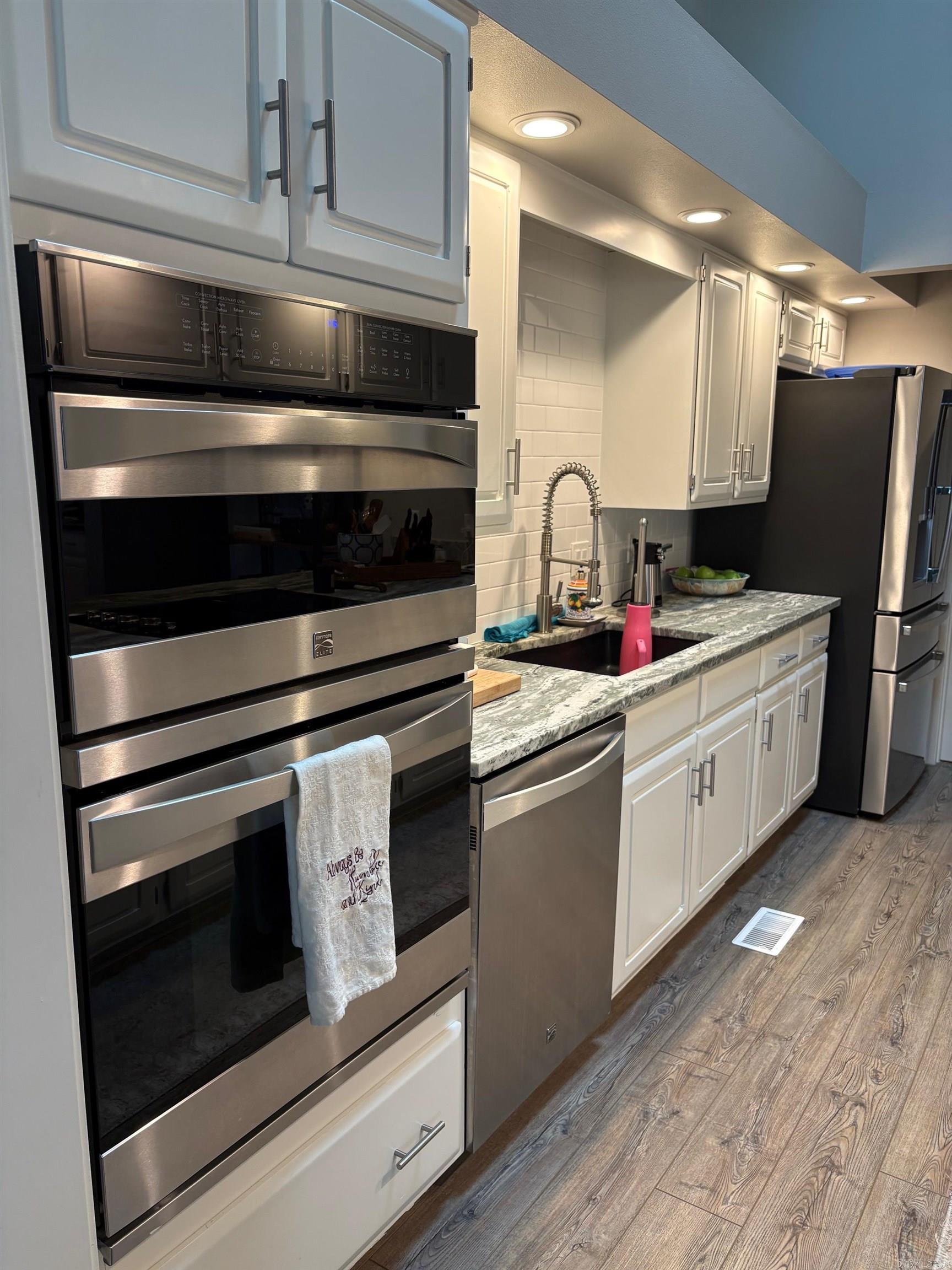 Hamilton Pointe HPR - Residential