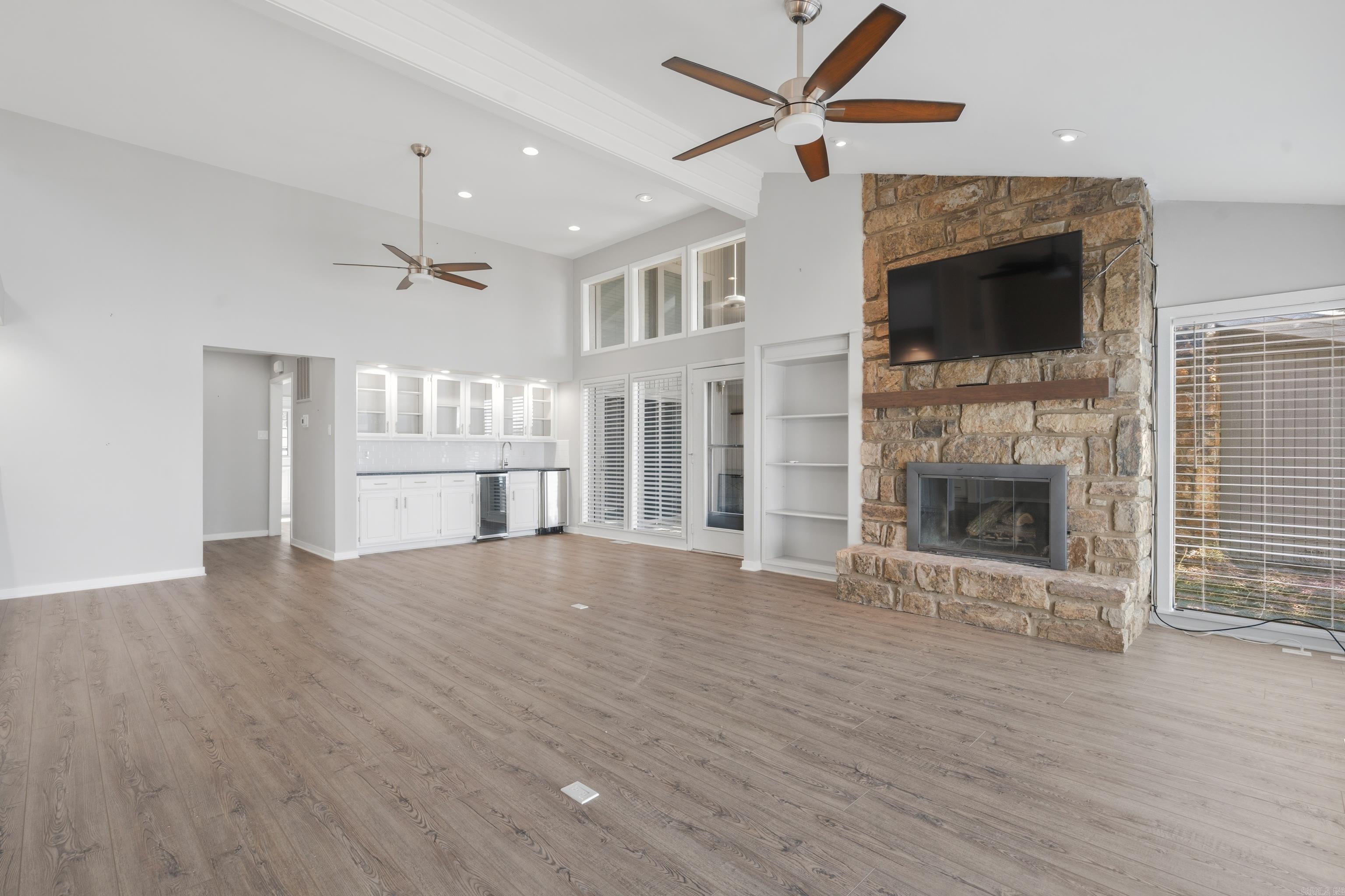 Hamilton Pointe HPR - Residential