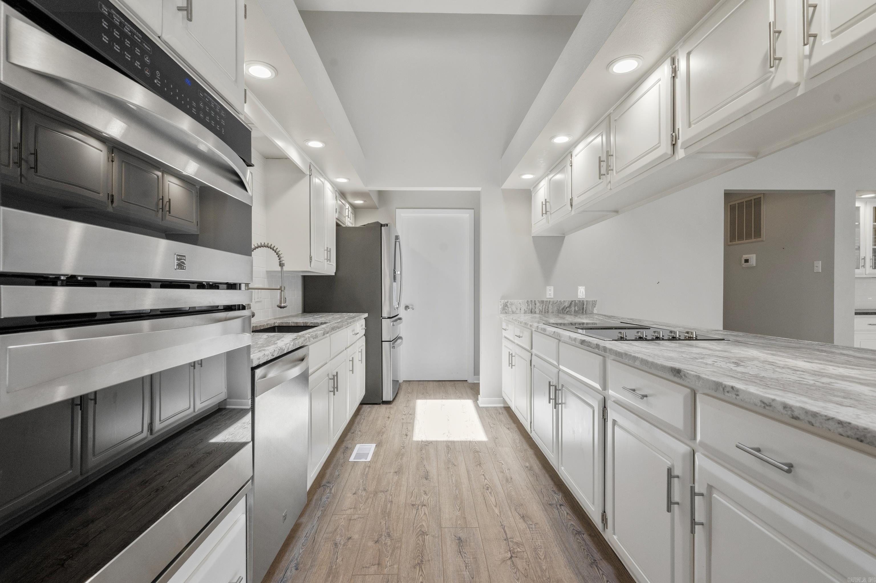 Hamilton Pointe HPR - Residential