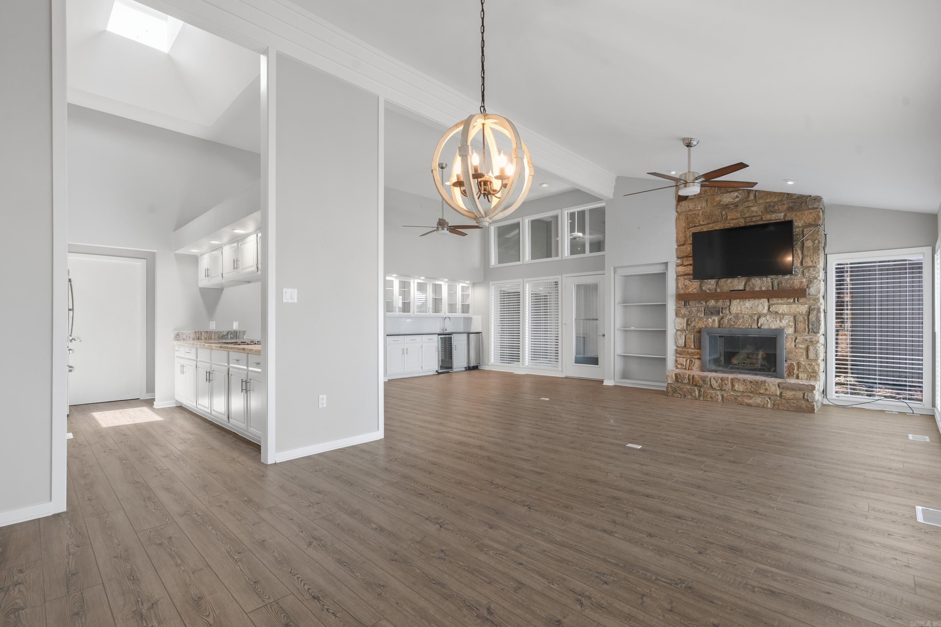 Hamilton Pointe HPR - Residential