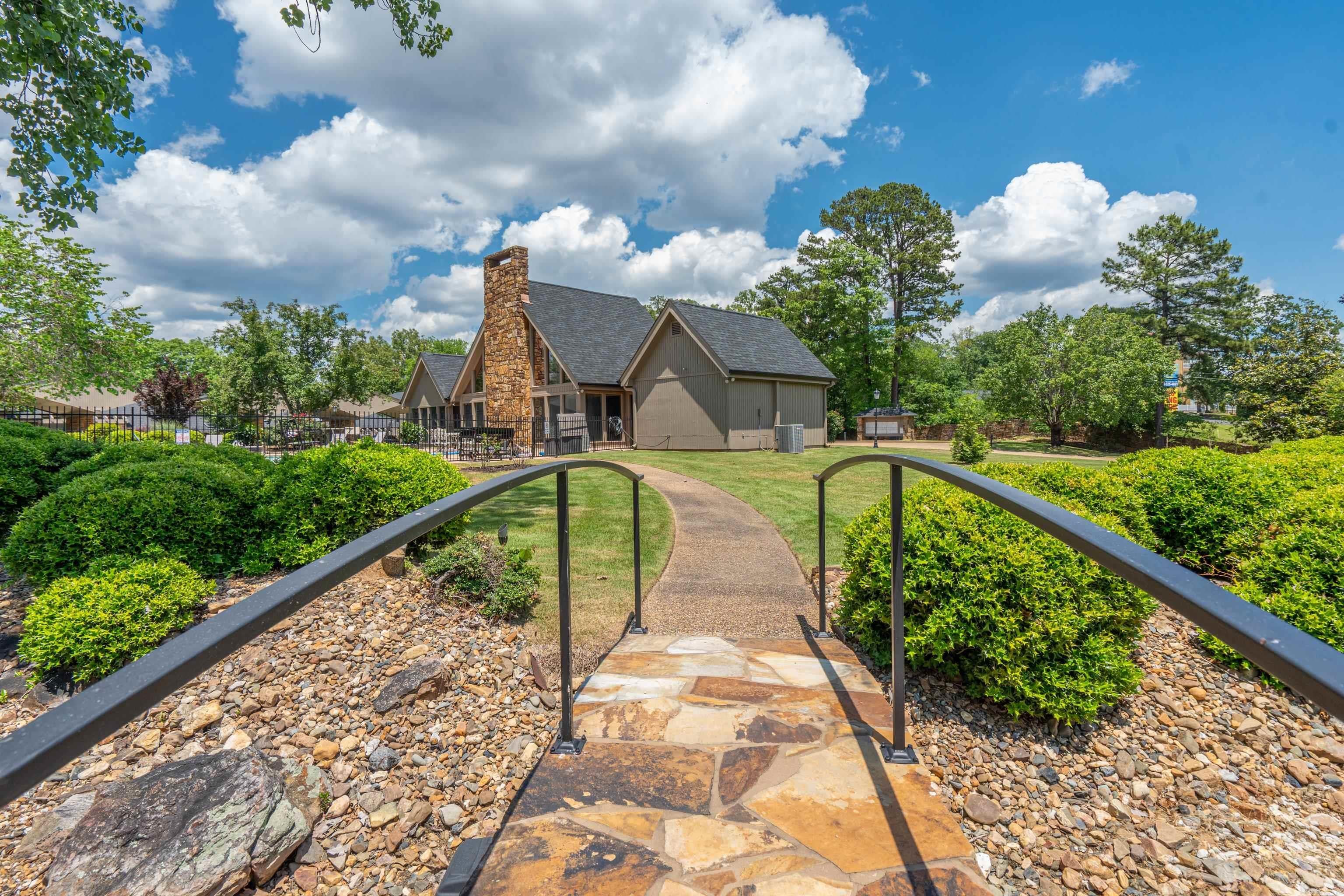 Hamilton Pointe HPR - Residential