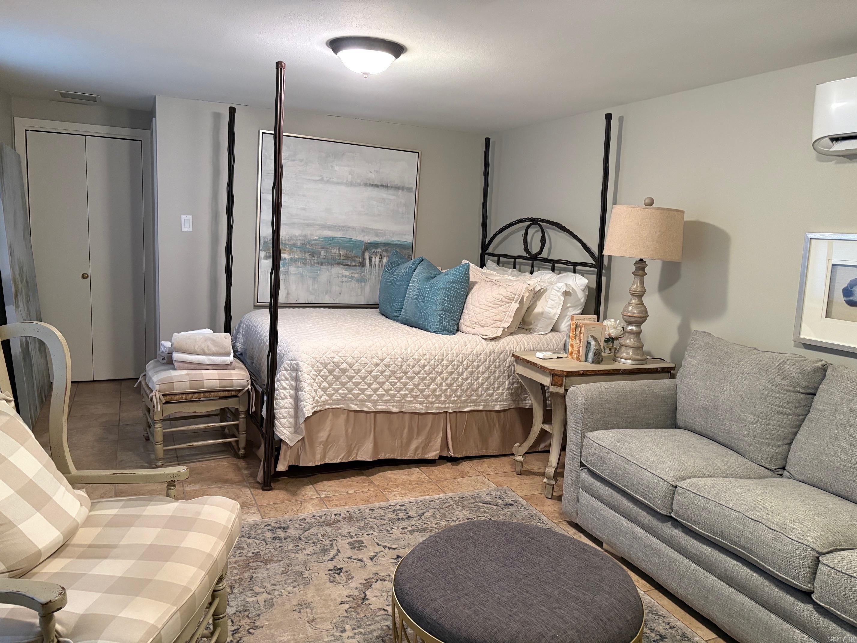 Hamilton Pointe HPR - Residential