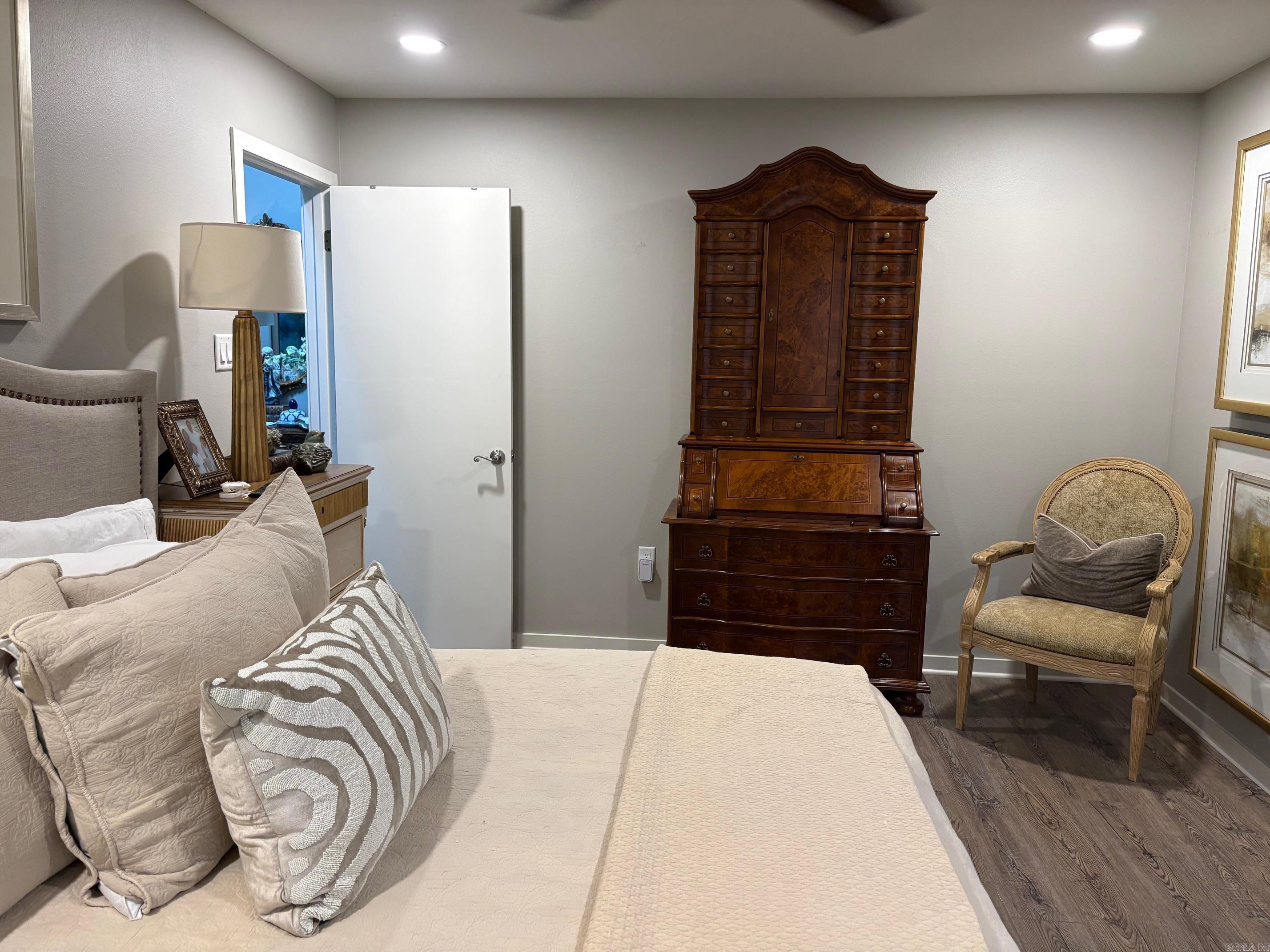 Hamilton Pointe HPR - Residential