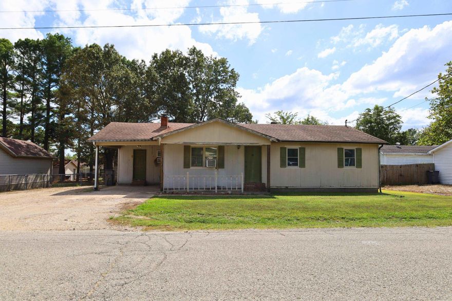 Discover the possibilities at 5504 Gene Street in Paragould, AR. This 1,320 sq ft home offers the perfect opportunity to unleash your creativity and transform the space into your dream oasis. With a fenced backyard providing privacy and a convenient shop for hobbies or storage, this property has the foundation to become something truly special. Bring your vision to life and take advantage of the potential this home has to offer. Whether you're a first-time buyer or an experienced investor, this property is a chance to create the perfect living space tailored to your needs and preference!
