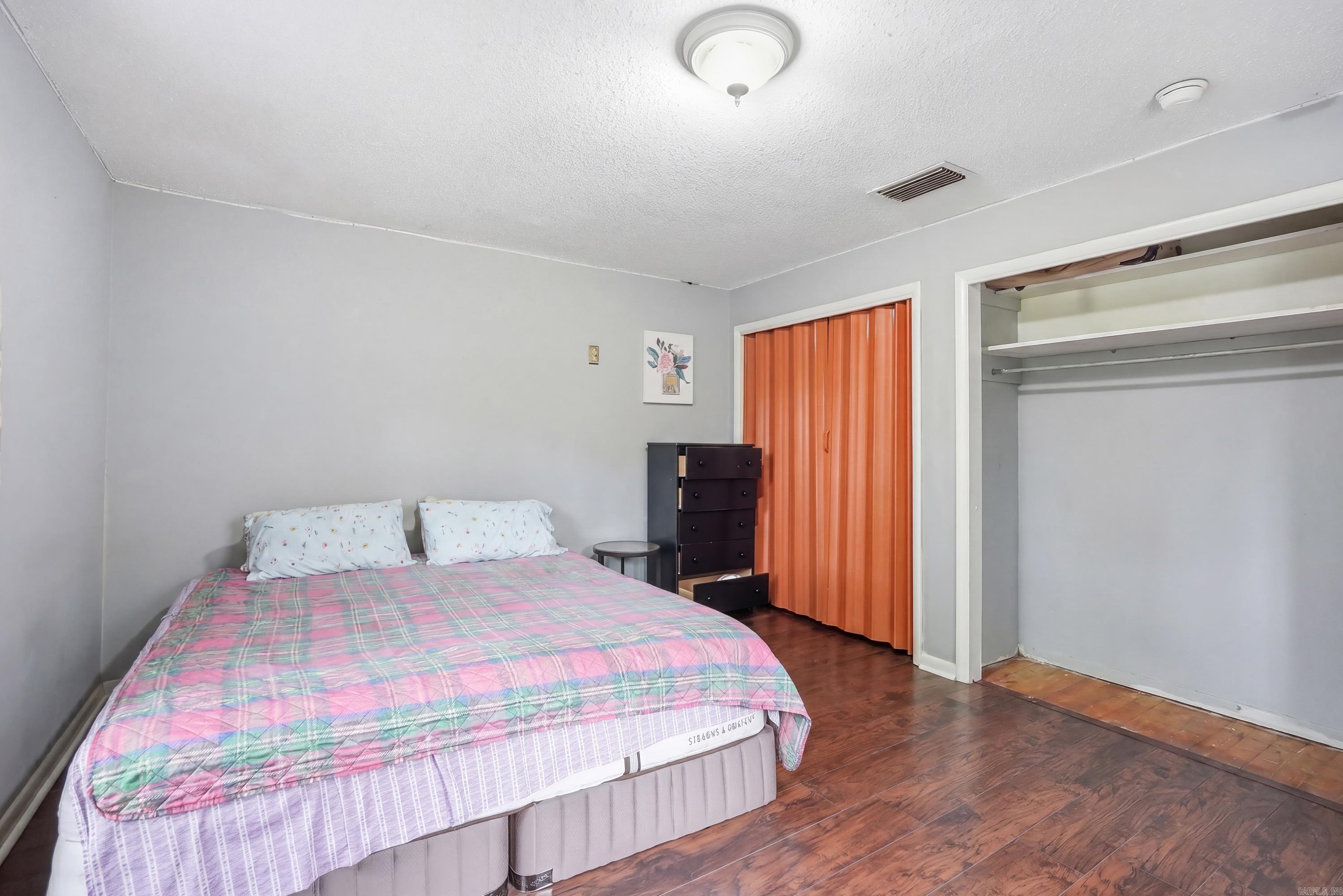 BRADDOCKS - Residential