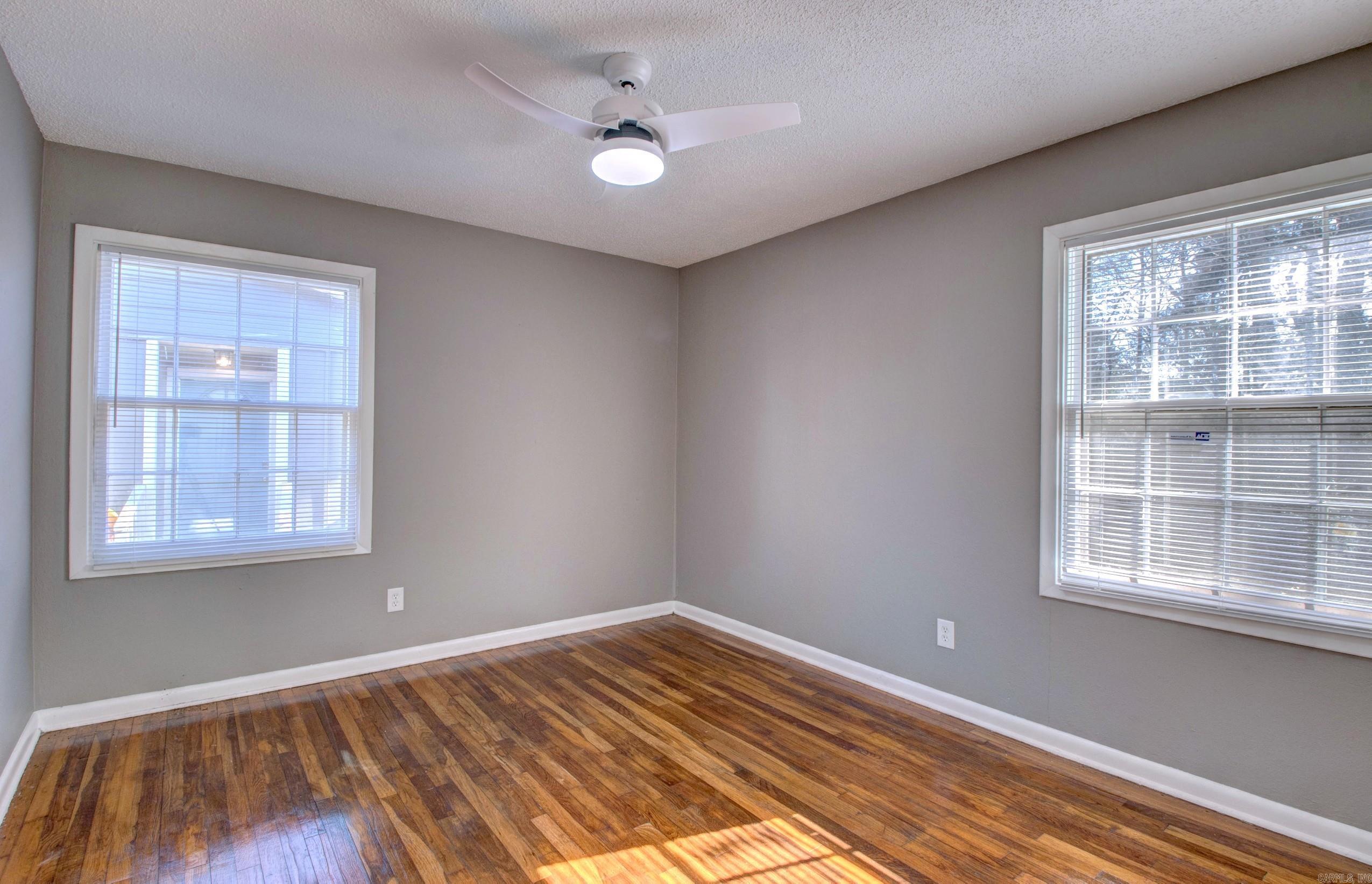 MEADOW LARK SUB - Residential