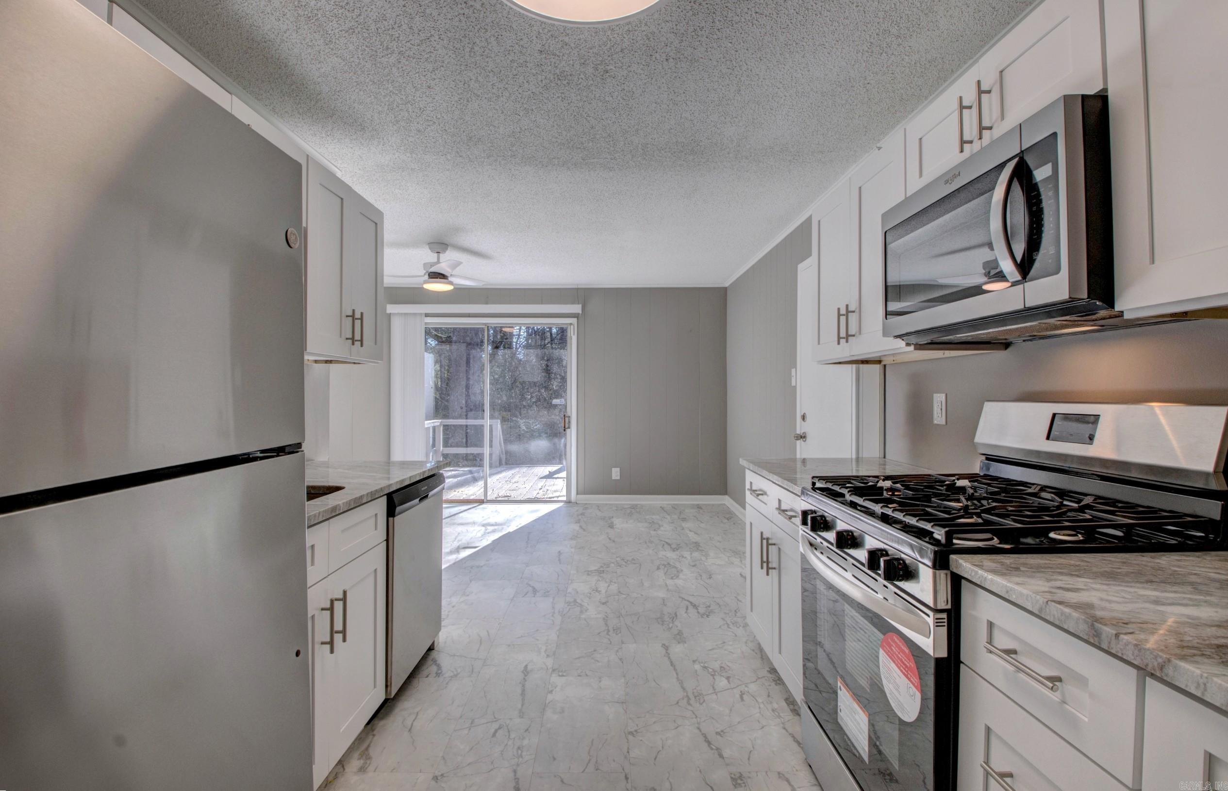 MEADOW LARK SUB - Residential