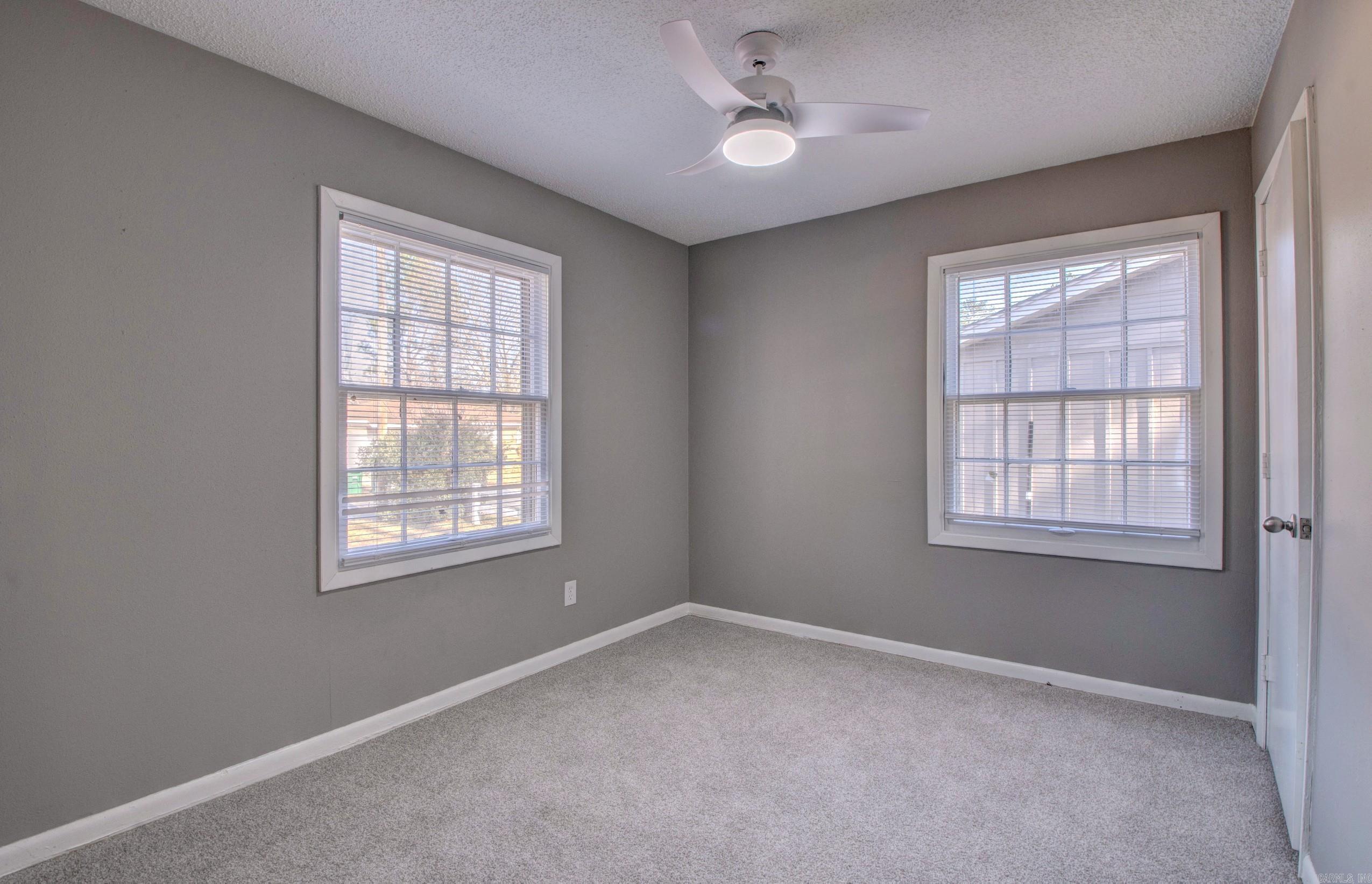 MEADOW LARK SUB - Residential