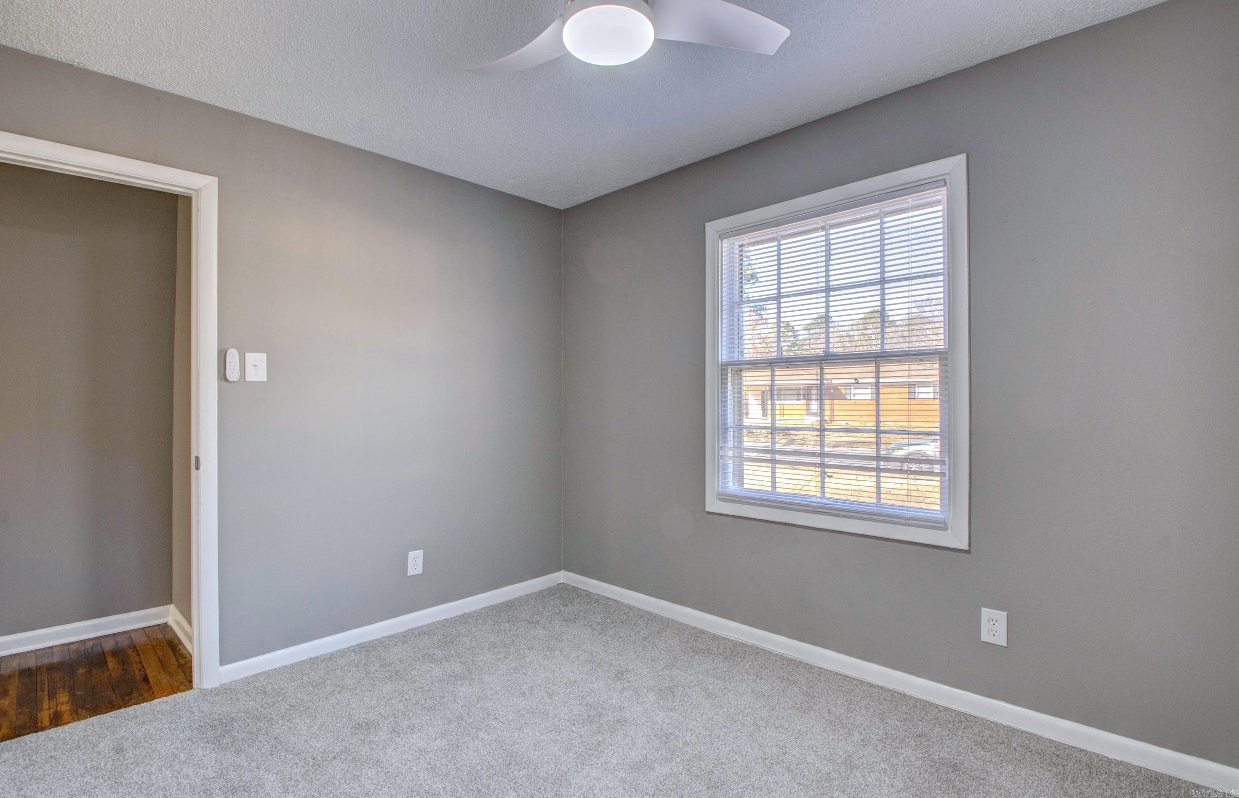 MEADOW LARK SUB - Residential