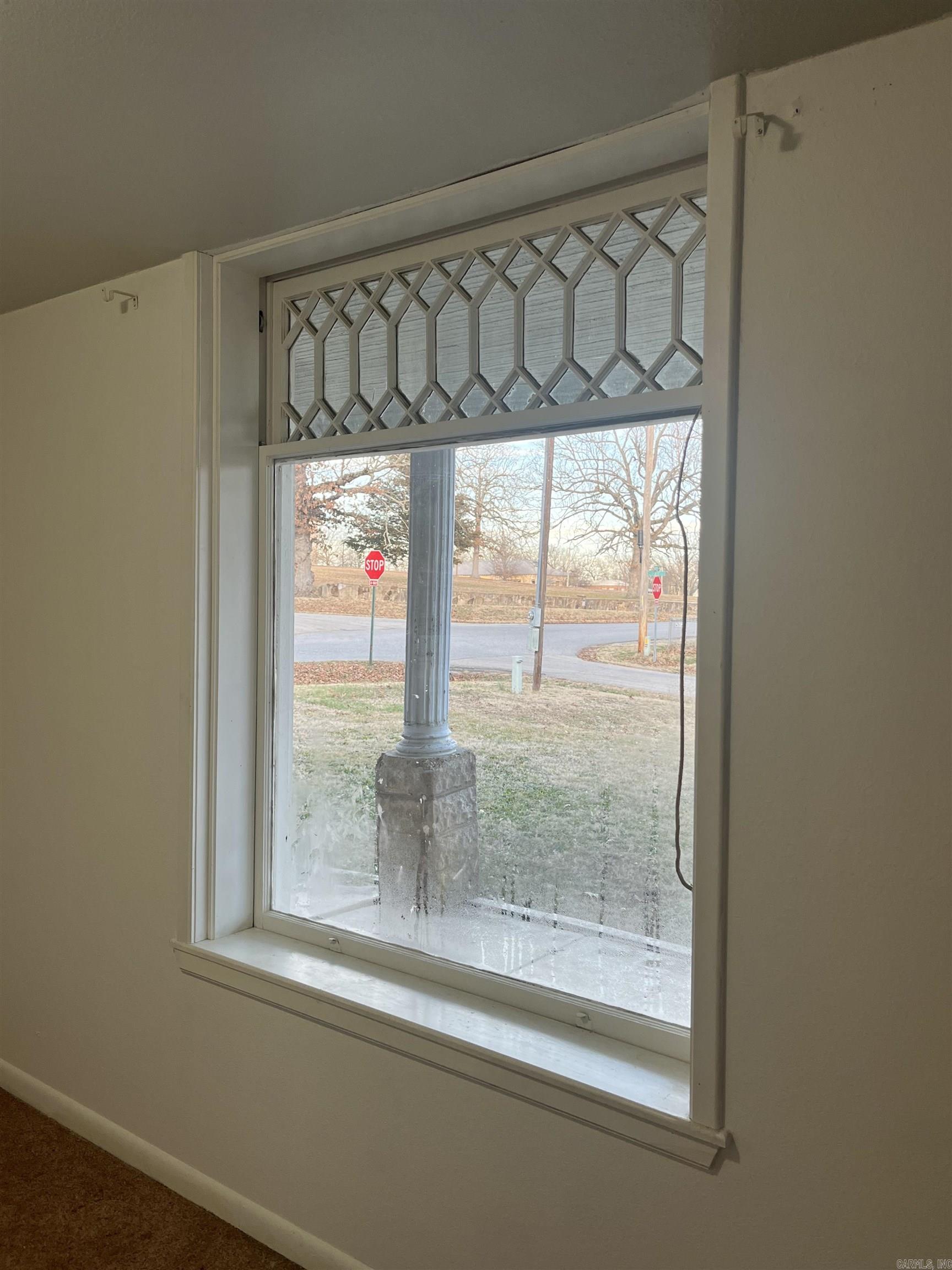 BENTON & MOODY - Residential