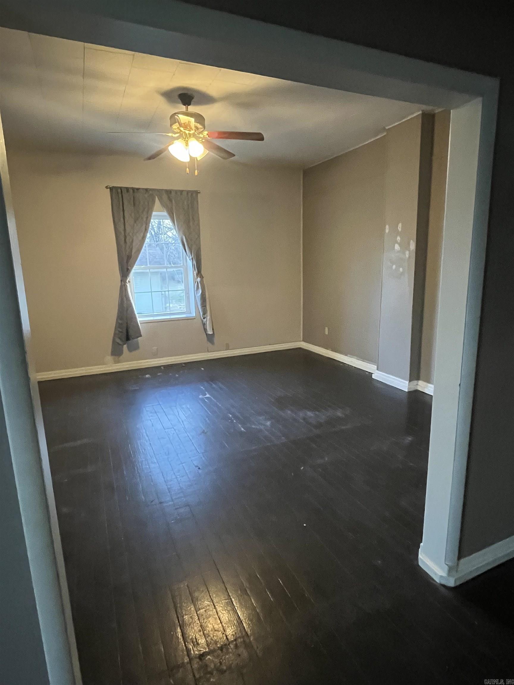 BENTON & MOODY - Residential