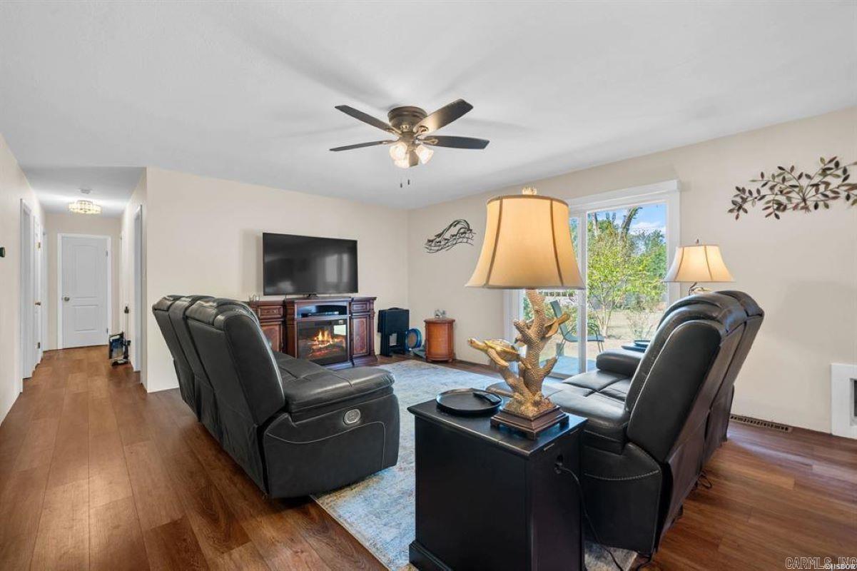 PARK SHORES - Residential