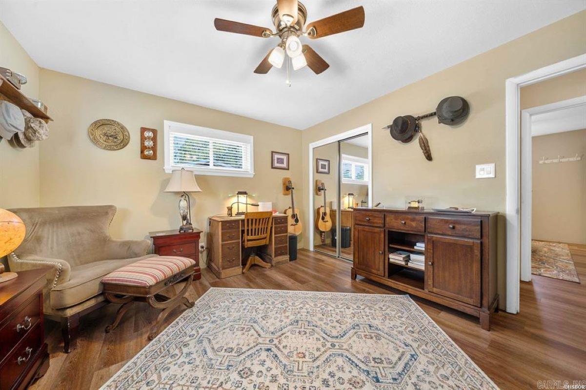 PARK SHORES - Residential