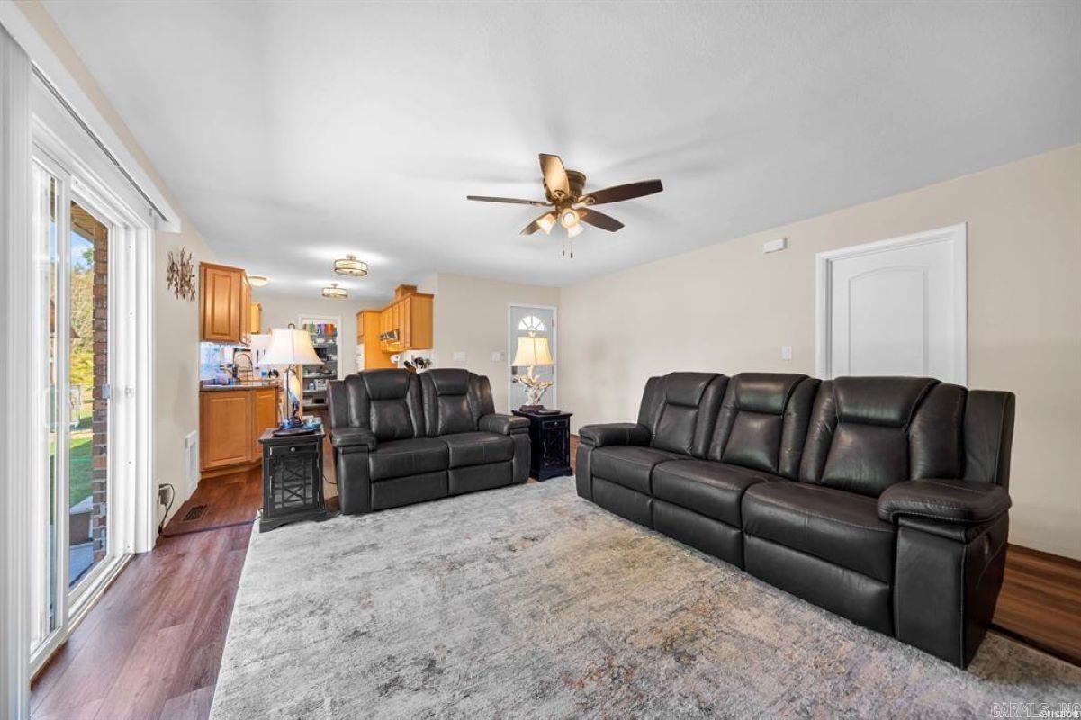 PARK SHORES - Residential