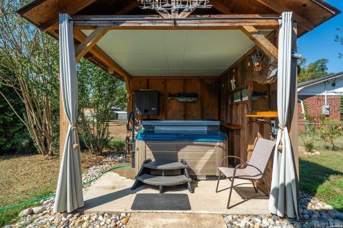 PARK SHORES - Residential