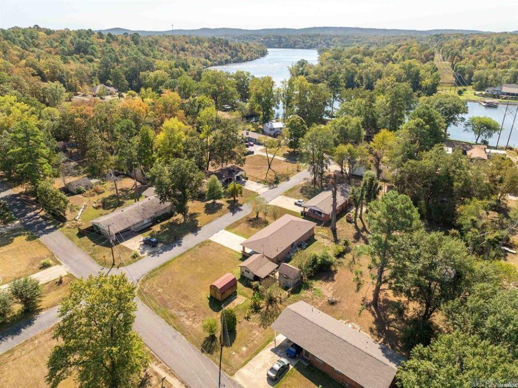 PARK SHORES - Residential