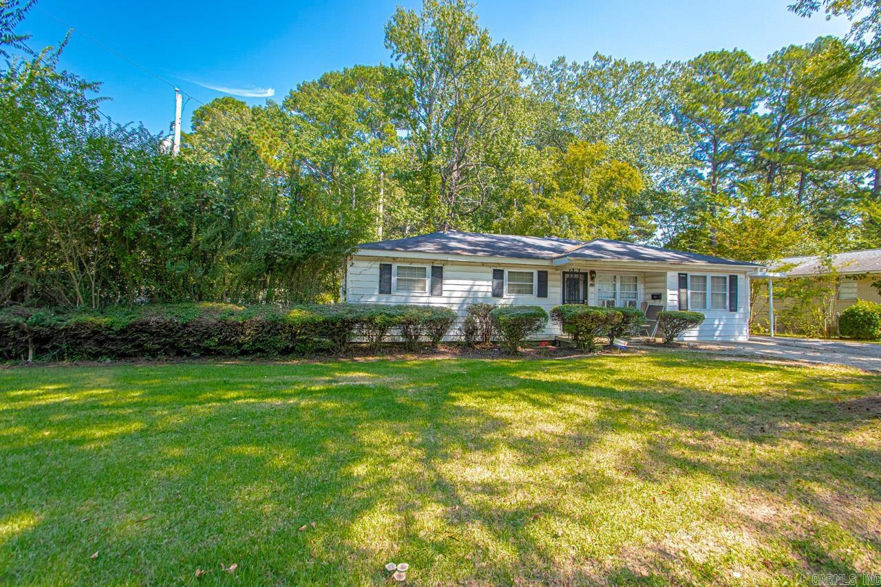INVESTORS TAKE NOTE!! Adorable home near the heart of town. Four bedrooms and two baths for a great deal Featuring a split floor plan. Don't miss out on adding this to your portfolio! The master bathroom could be your spa like retreat! Get crafty in the kitchen with the perfect setup for cooking family meals or baking for the holidays. Agents: see agent remarks! Currently Rented.