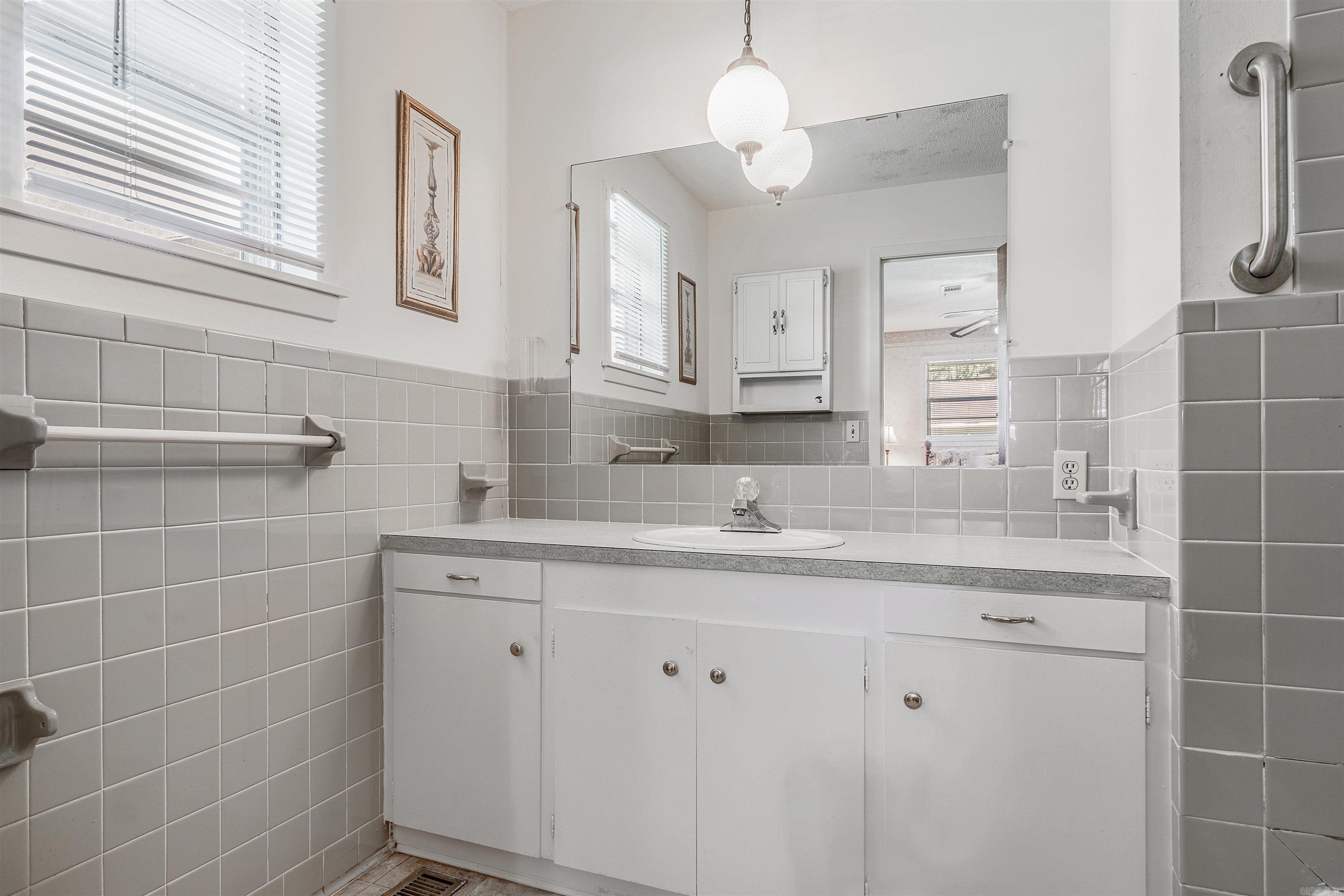 CEDAR GLADES - Residential