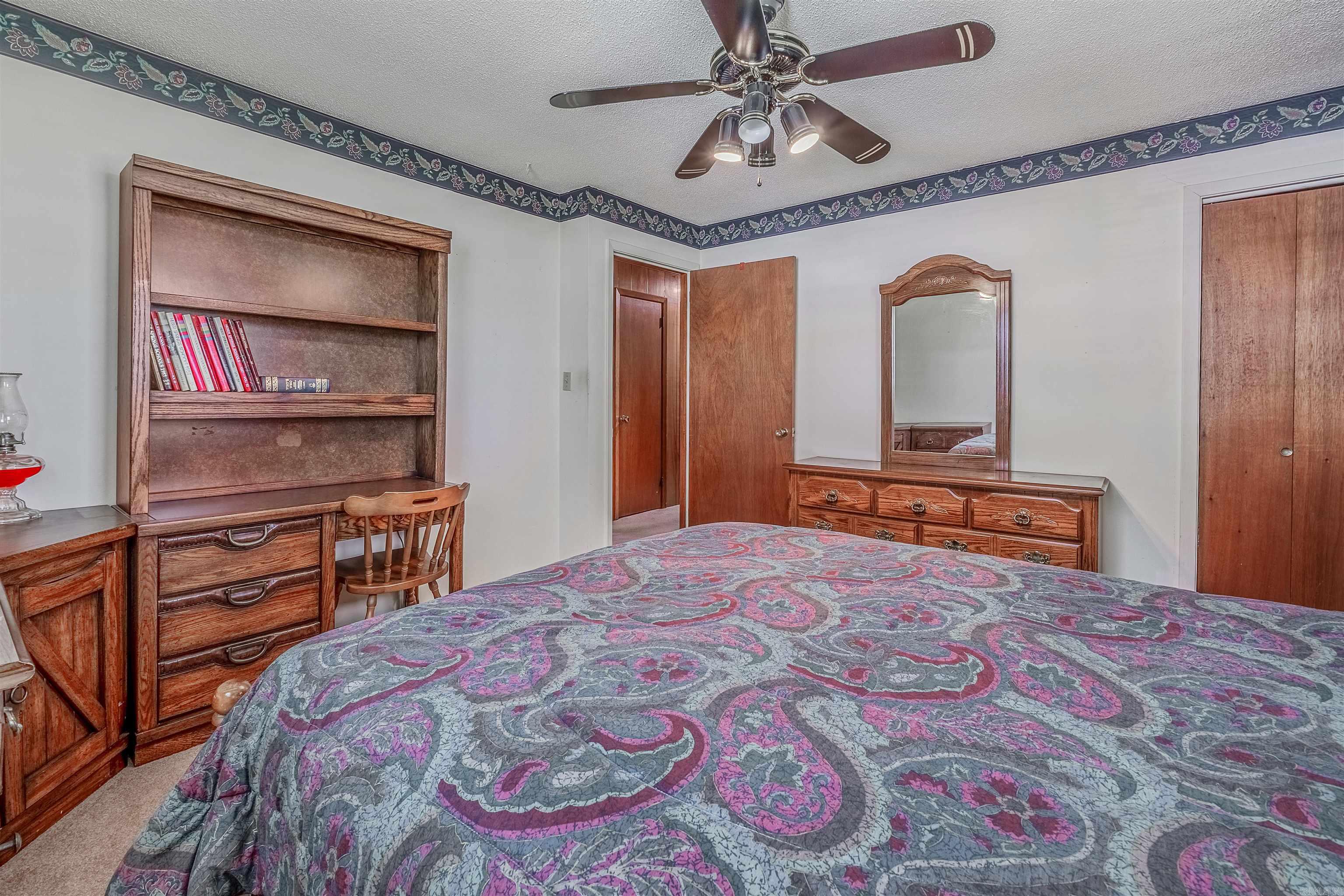 CEDAR GLADES - Residential