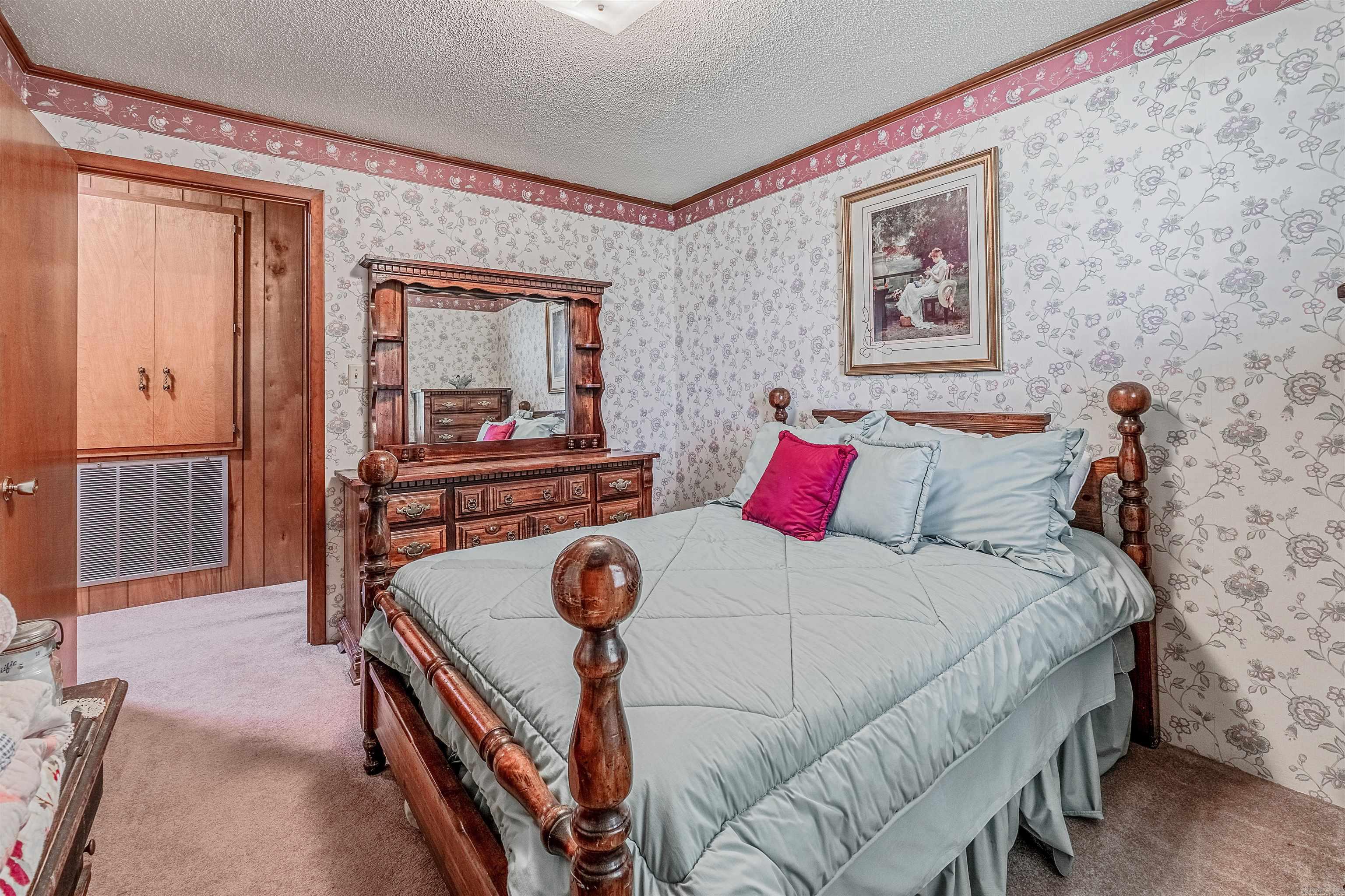 CEDAR GLADES - Residential