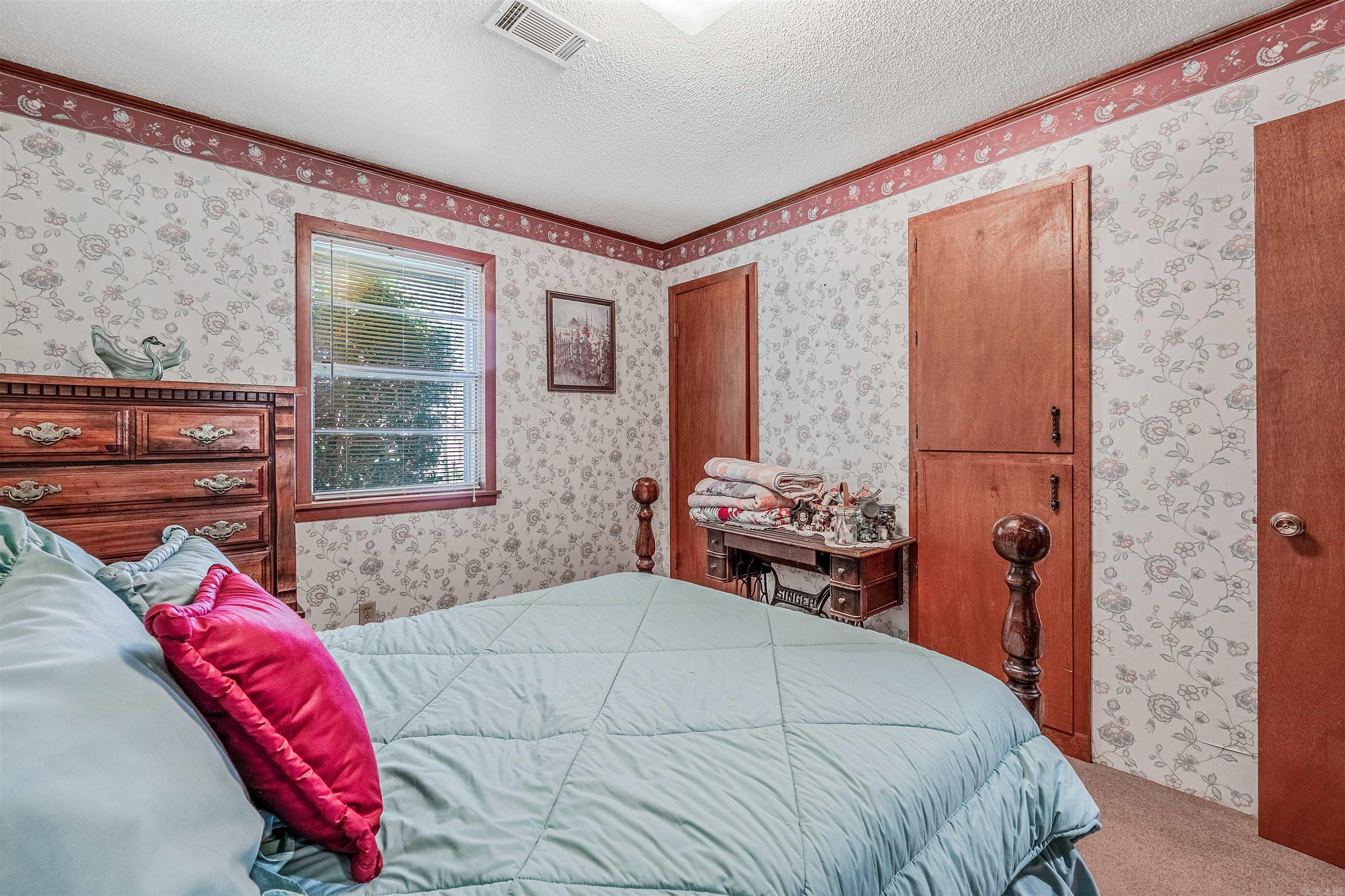 CEDAR GLADES - Residential