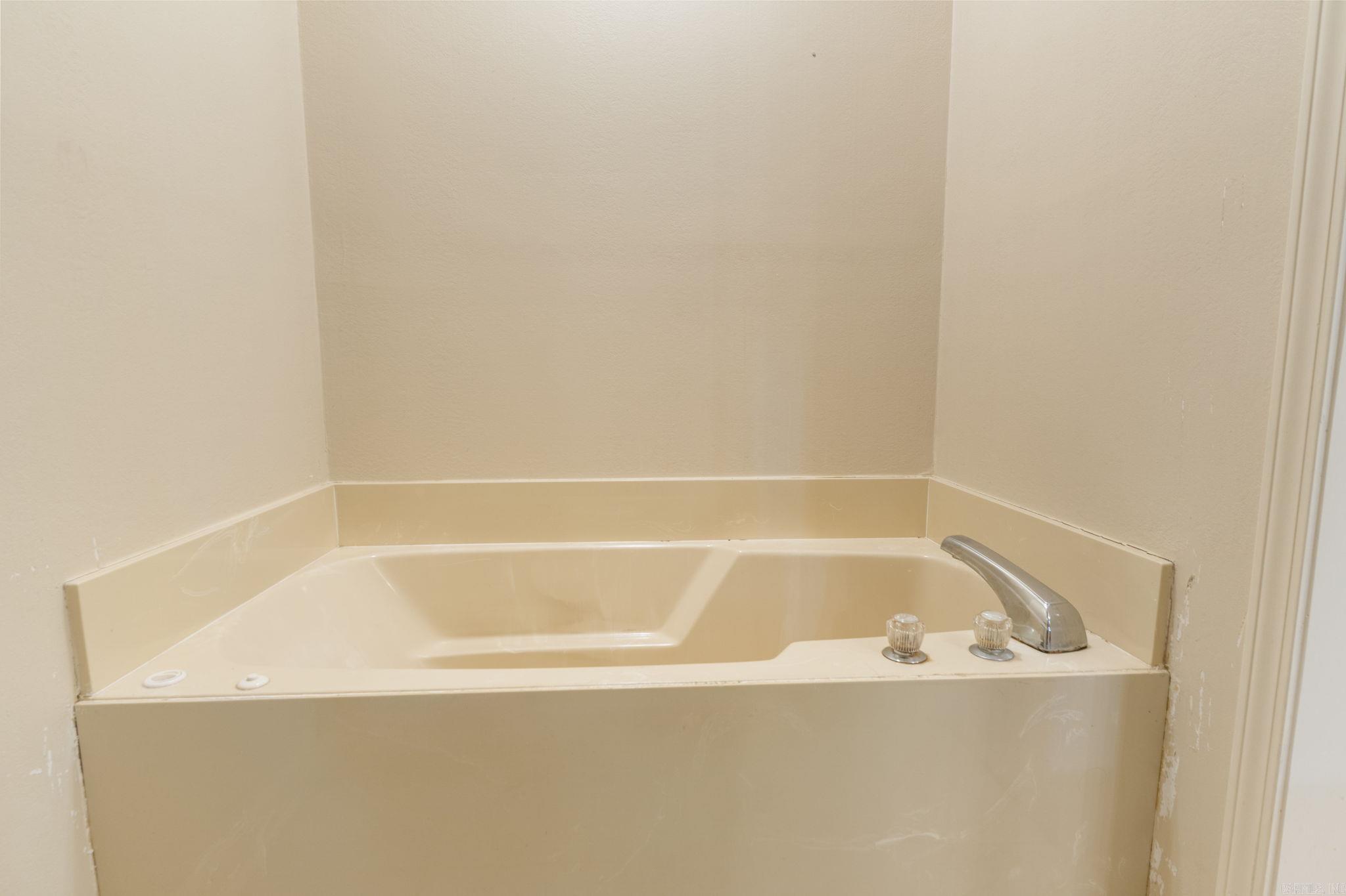 EDGEWATER ADDN - Residential