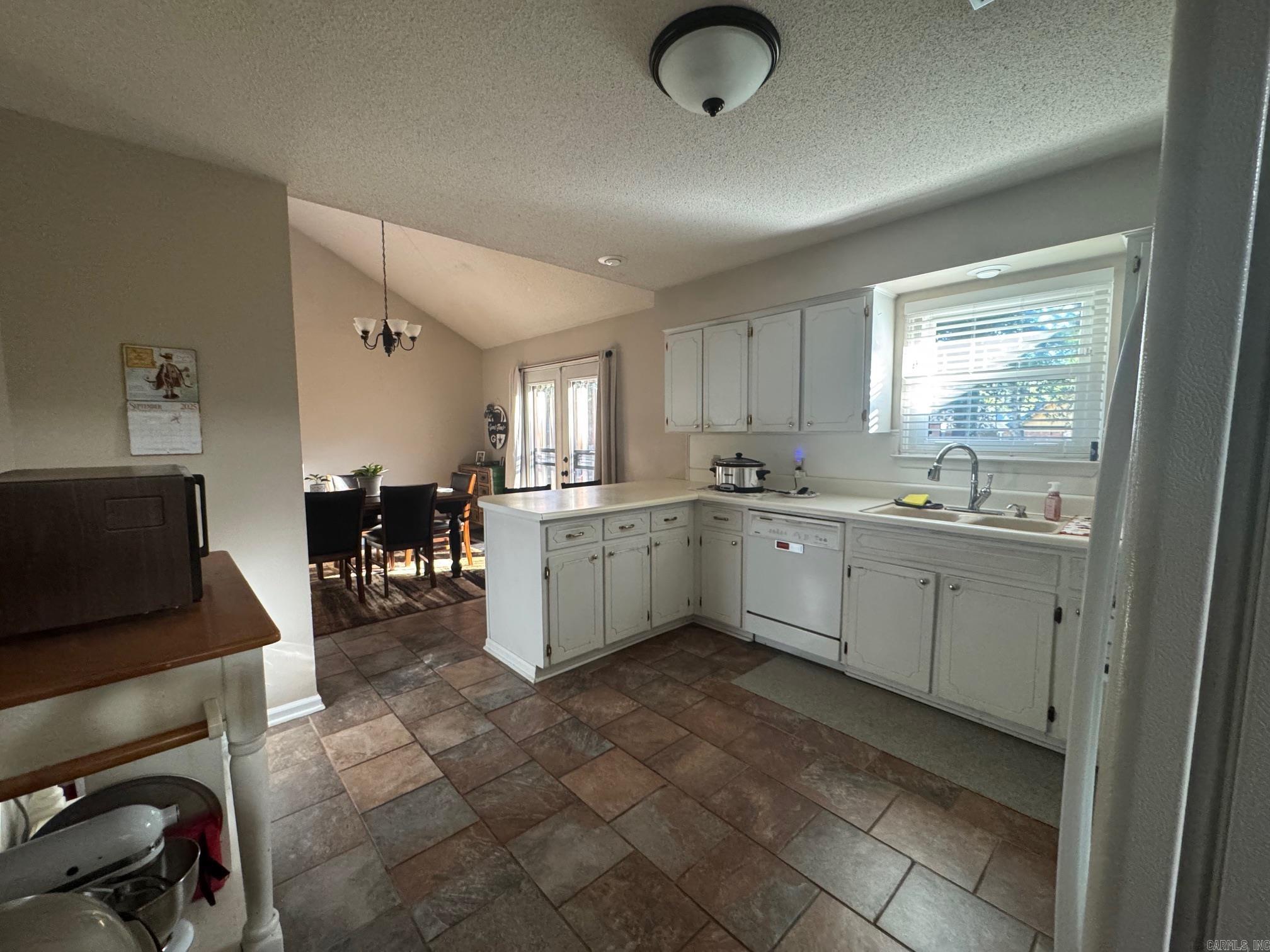 TUCKER CREEK - Residential