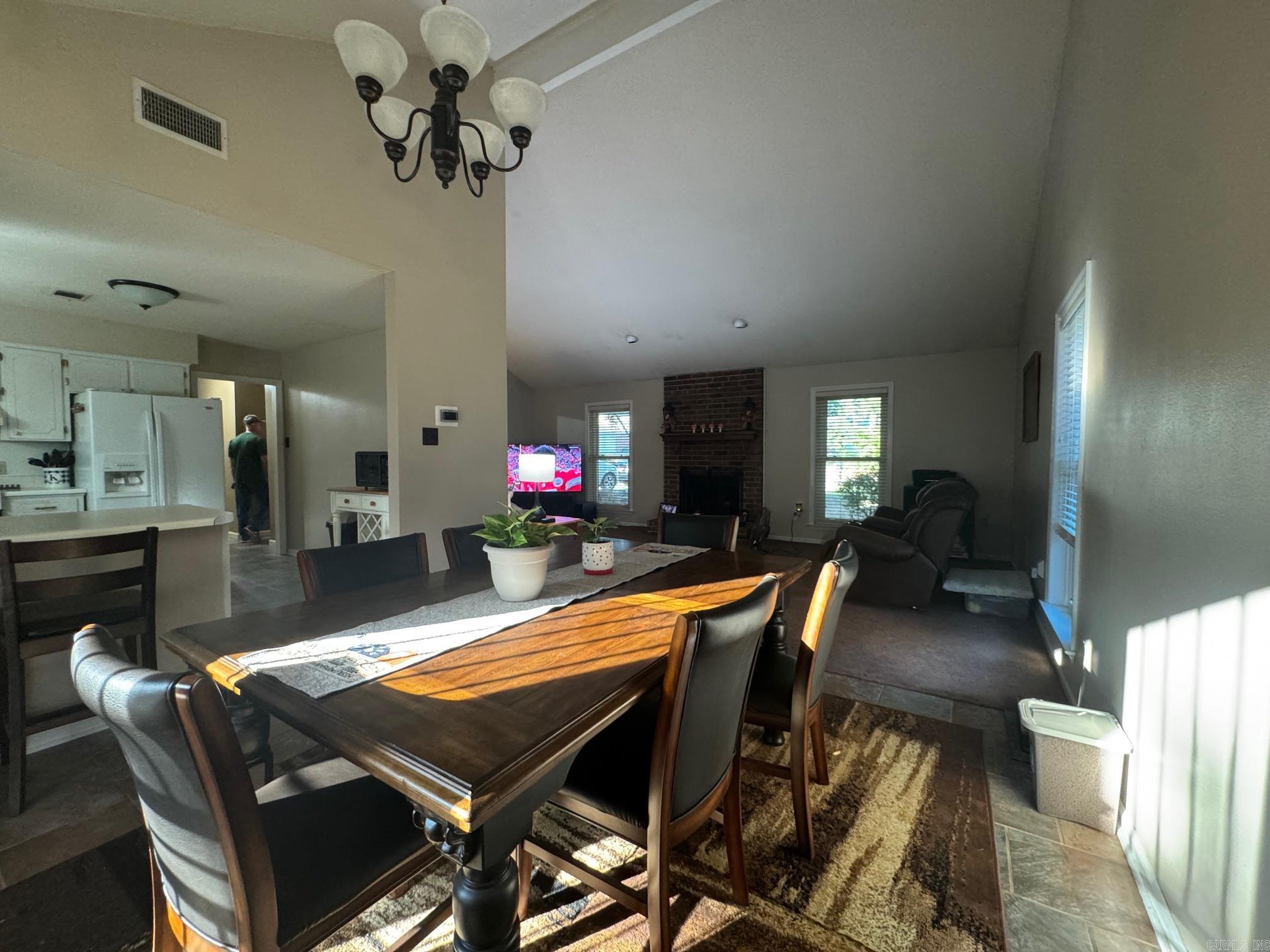 TUCKER CREEK - Residential