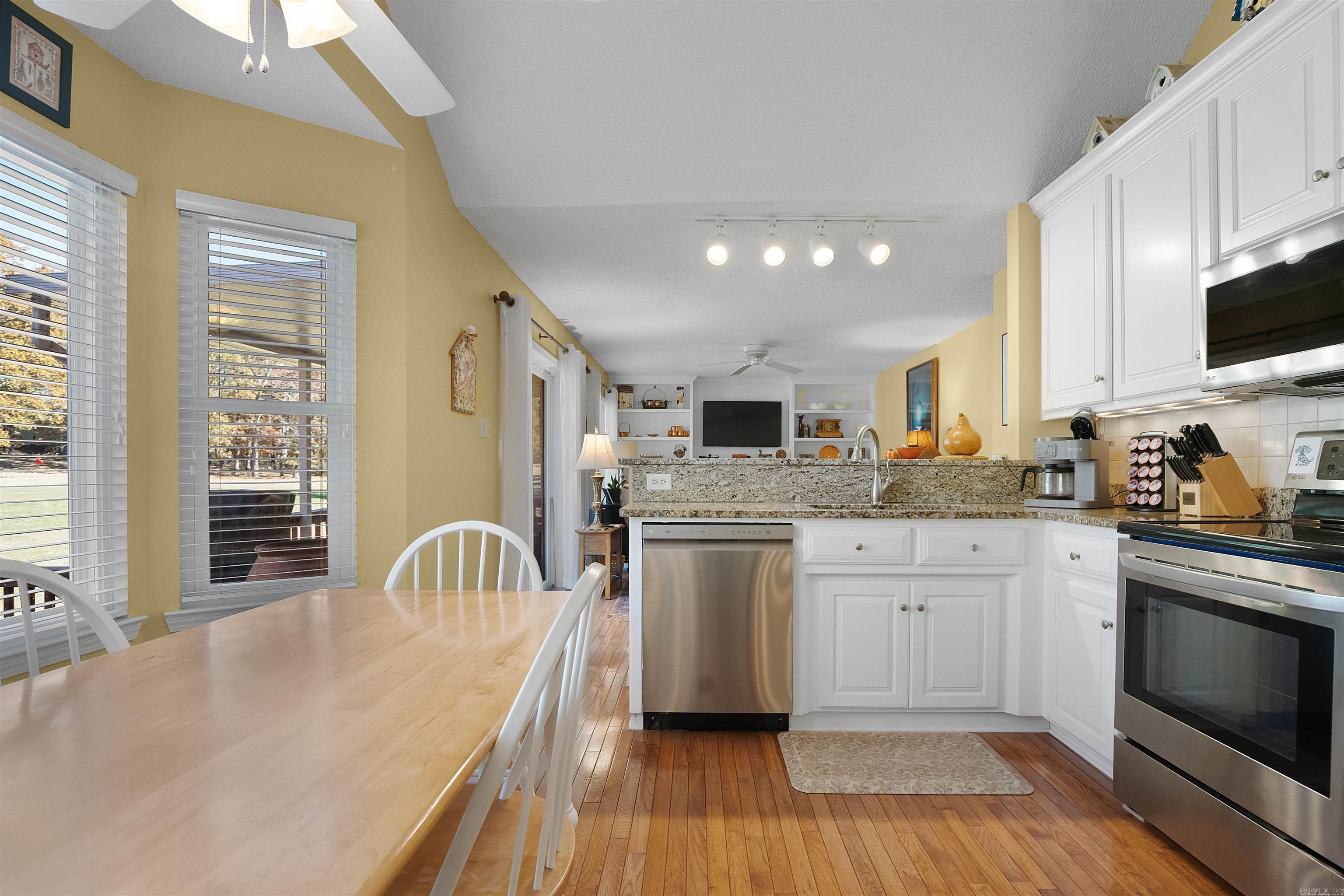 DIAMONDHEAD BLOCK H - Residential