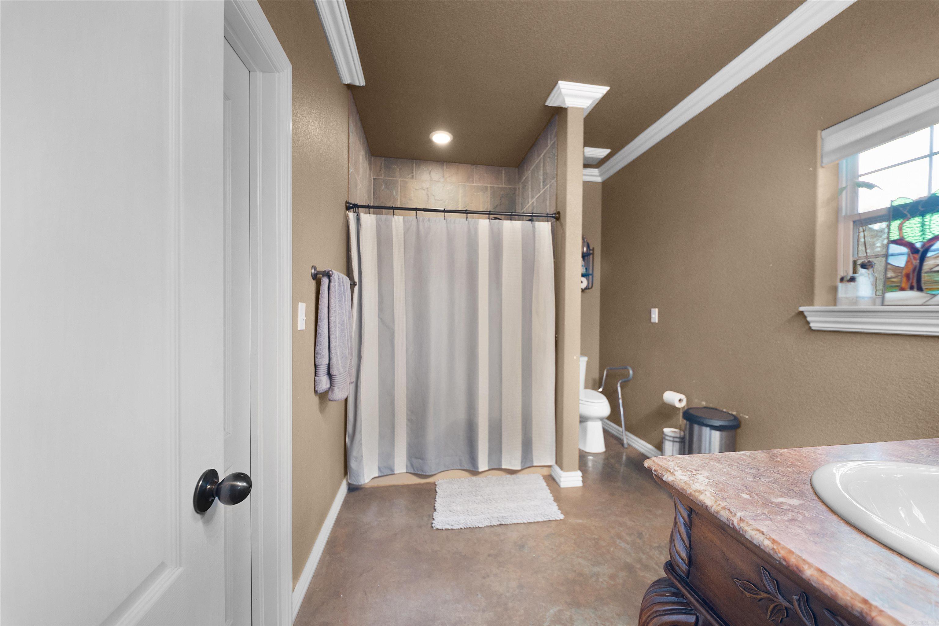 MCCLARD, L.A. - Residential