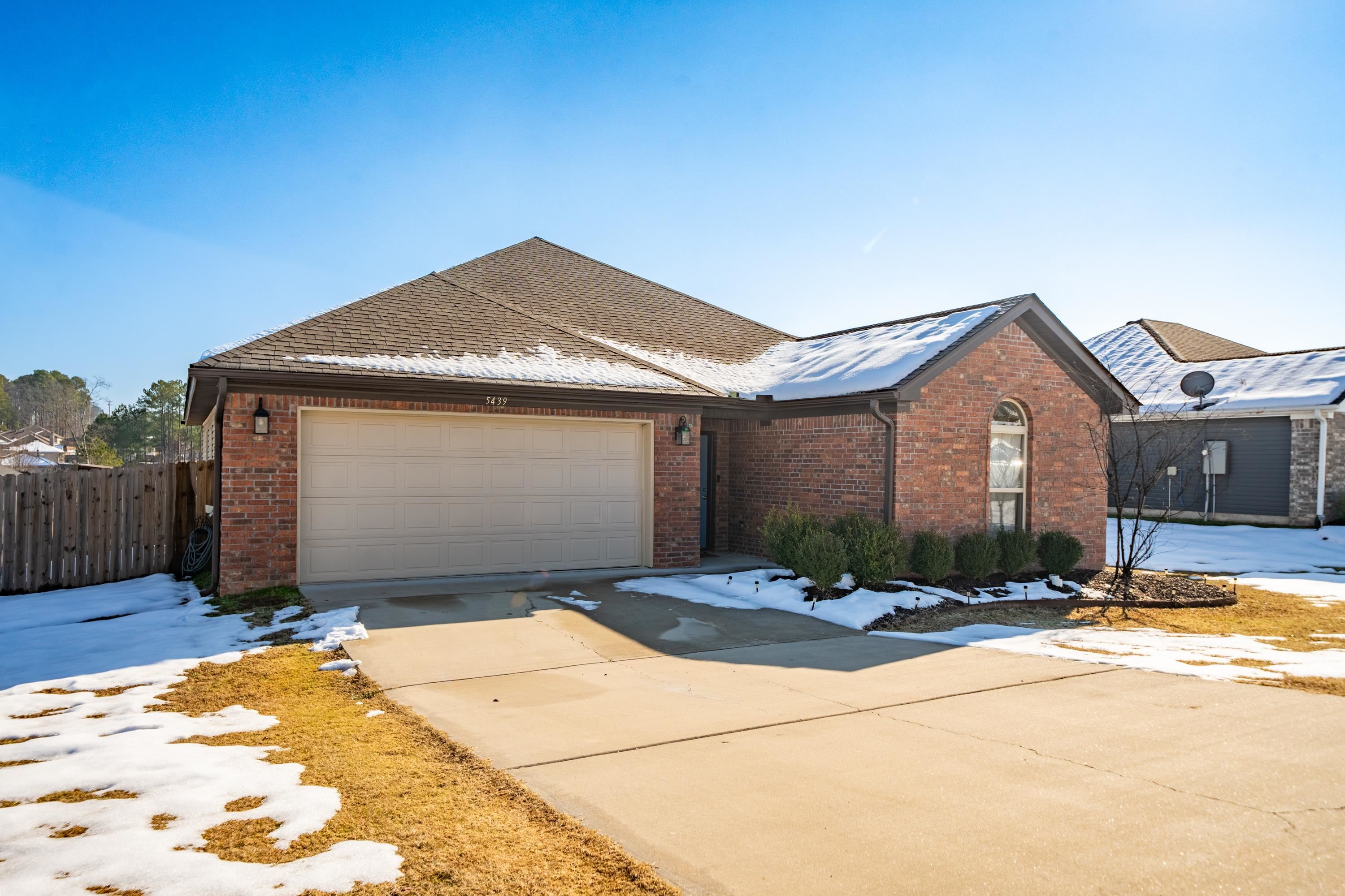 HERITAGE HEIGHTS - Residential