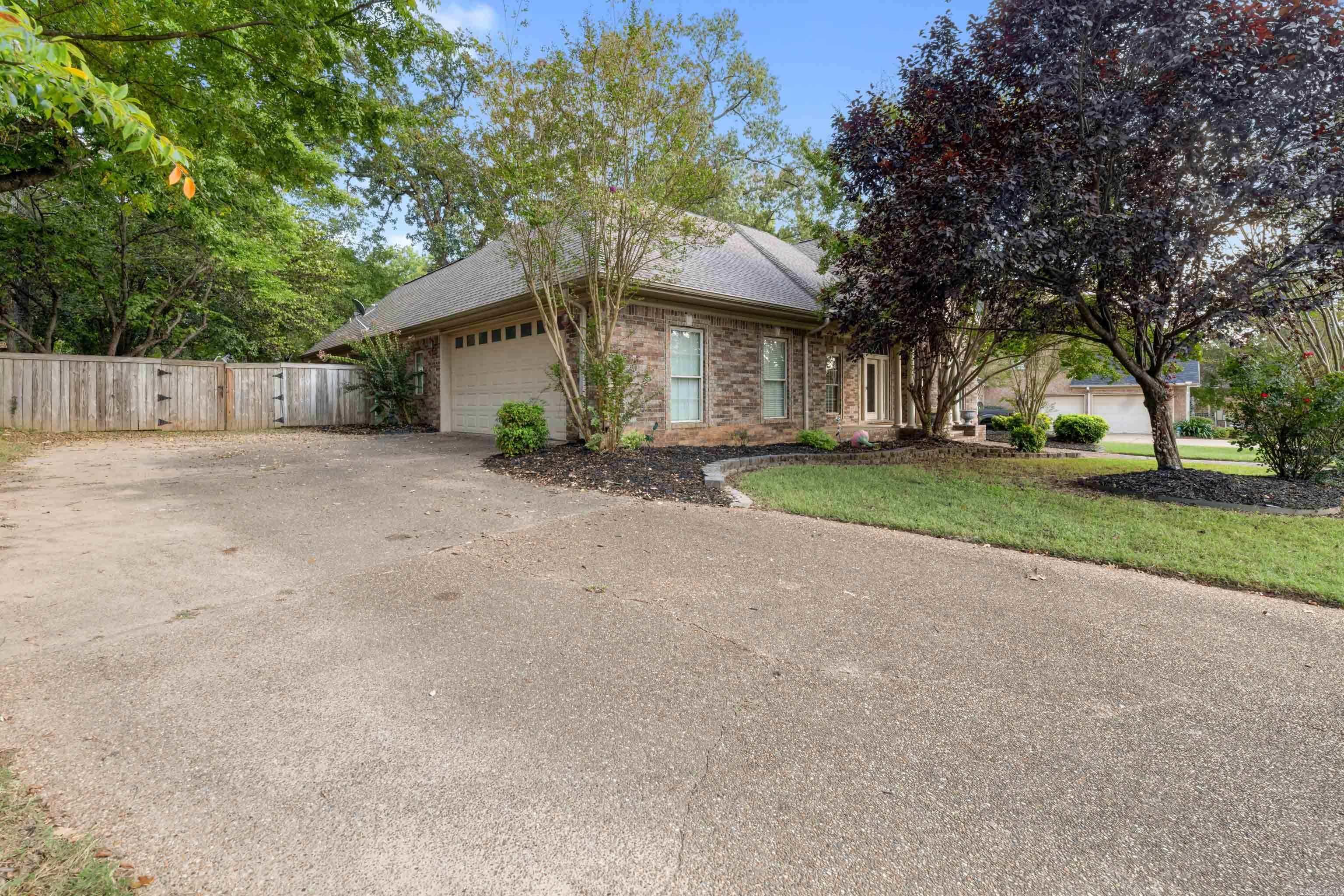 HURRICANE LAKE EST - Residential