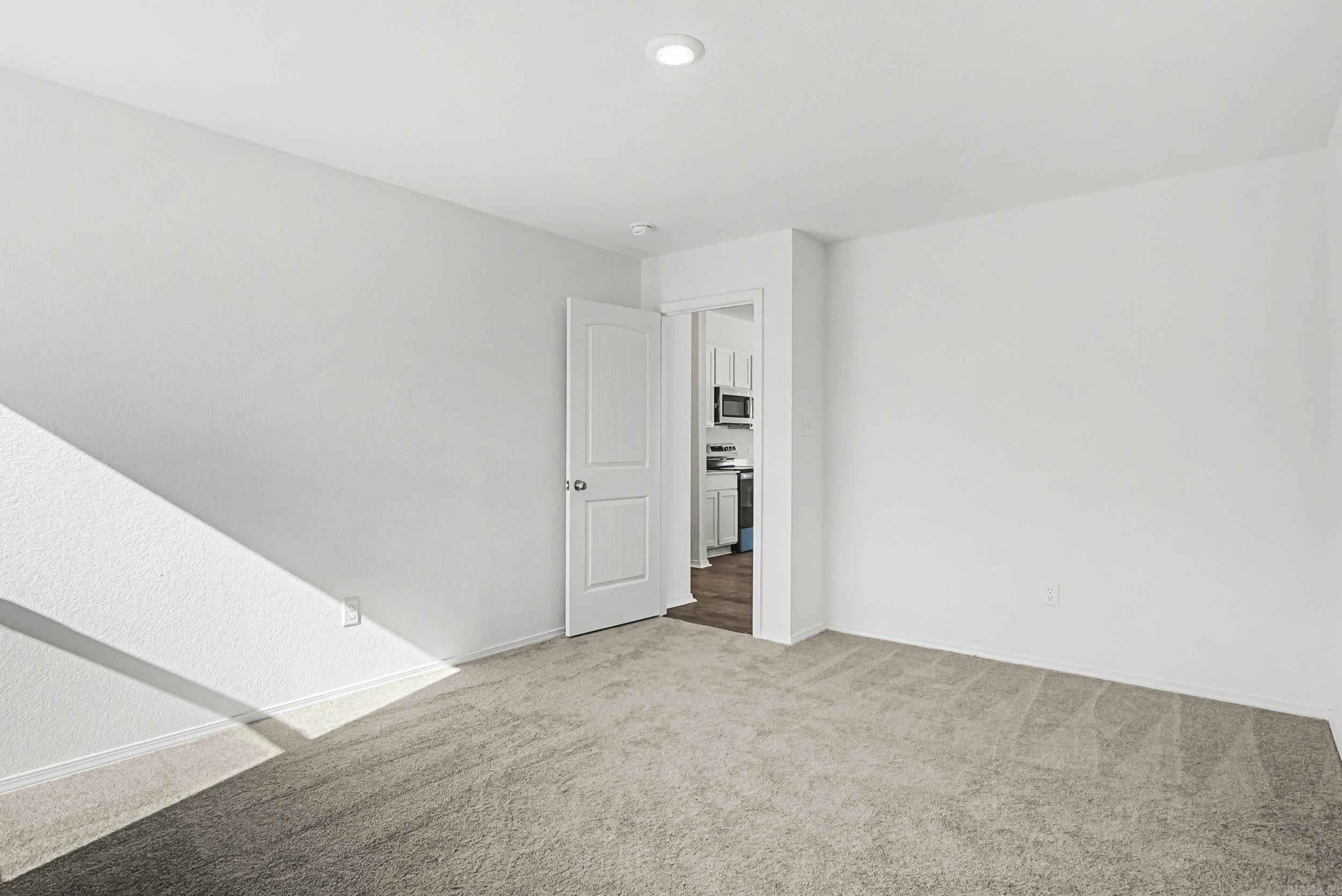 HILL FARM - Residential